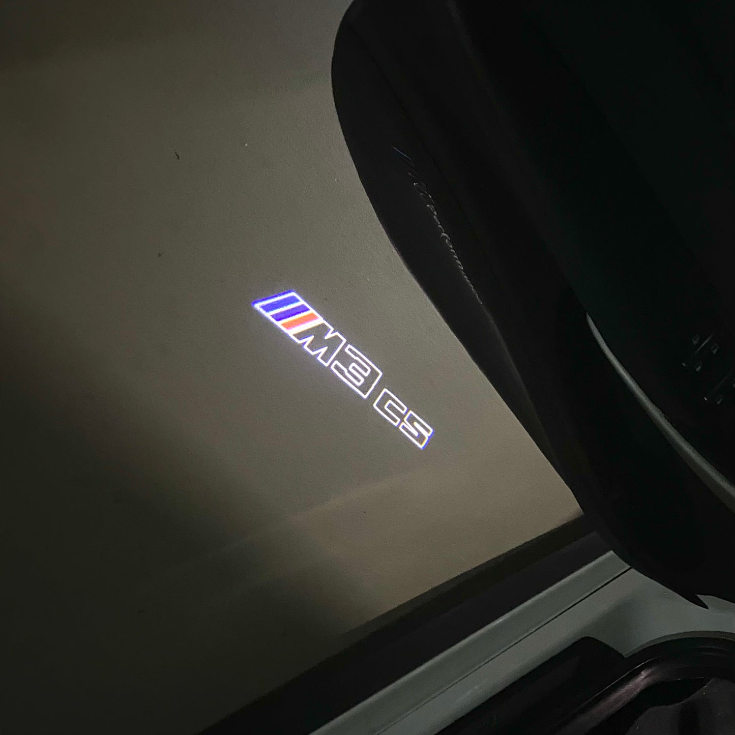 BMW 3 SERIES M3  LOGO PROJECTOT LIGHTS (quantity 1 = 1 sets/2 door lights) Nr.6024q47