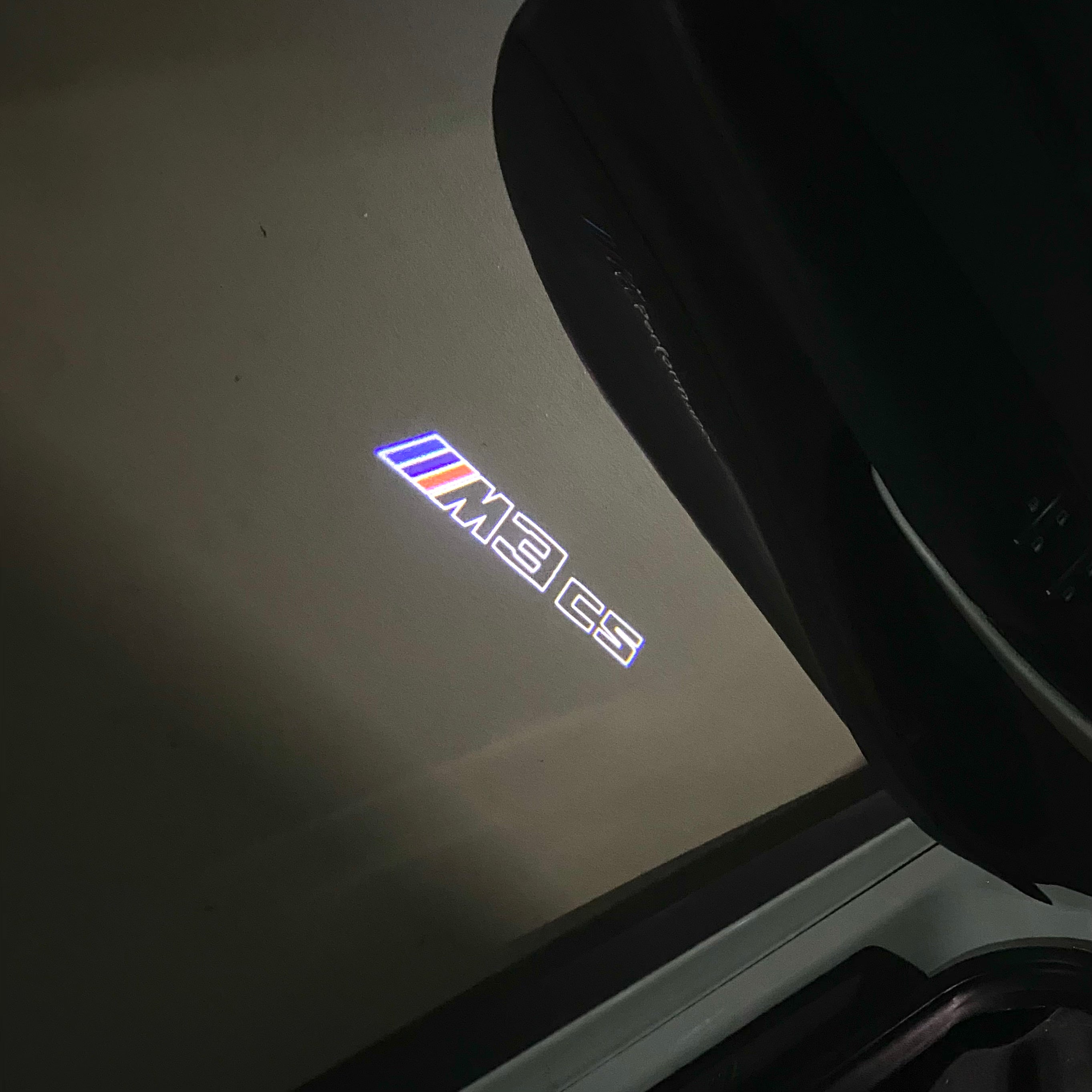BMW 3 SERIES M3  LOGO PROJECTOT LIGHTS (quantity 1 = 1 sets/2 door lights) Nr.6024q47