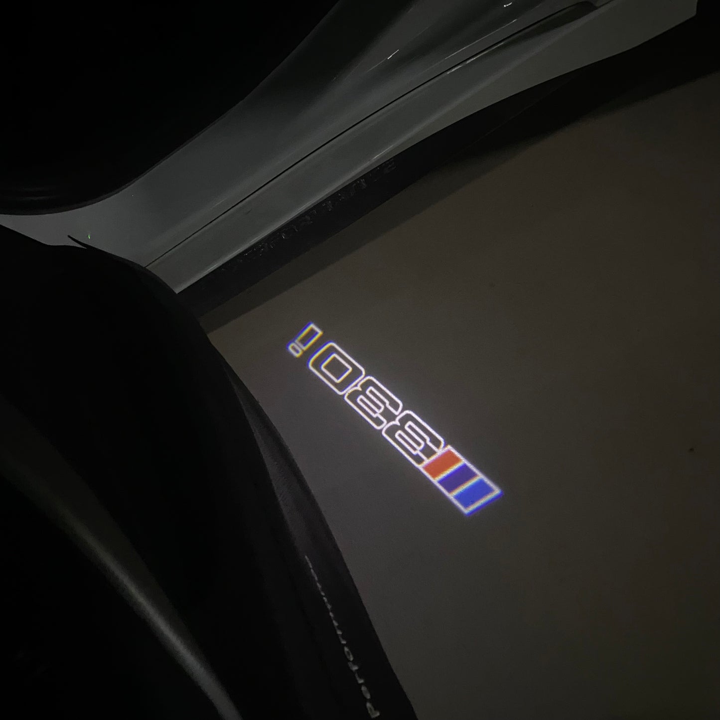 BMW 3 SERIES 330 i LOGO PROJECTOT LIGHTS (quantity 1 = 1 sets/2 door lights) Nr.6024q306