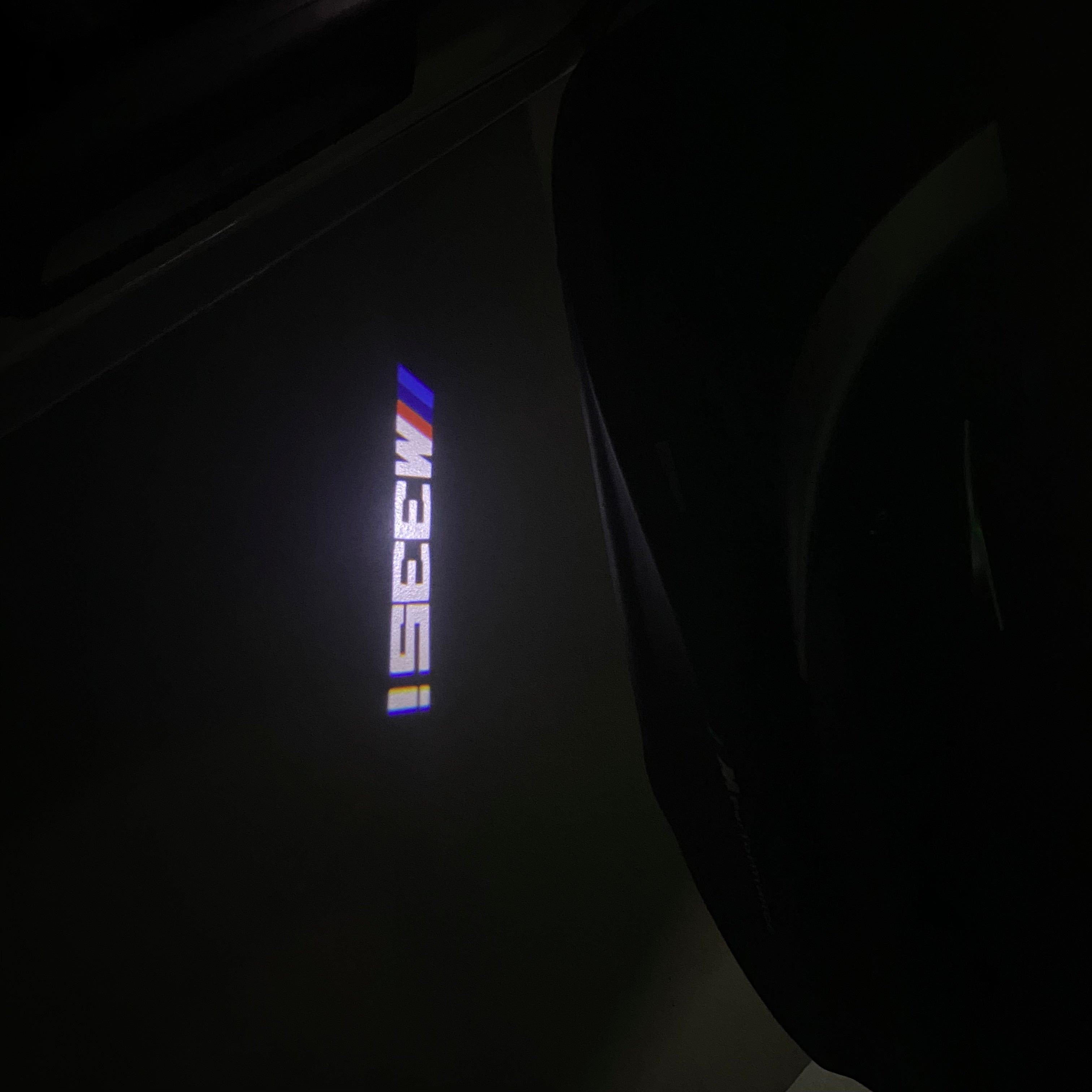 BMW 3 SERIES M335 i LOGO PROJECTOT LIGHTS (quantity 1 = 1 sets/2 door lights) Nr.6024q30b