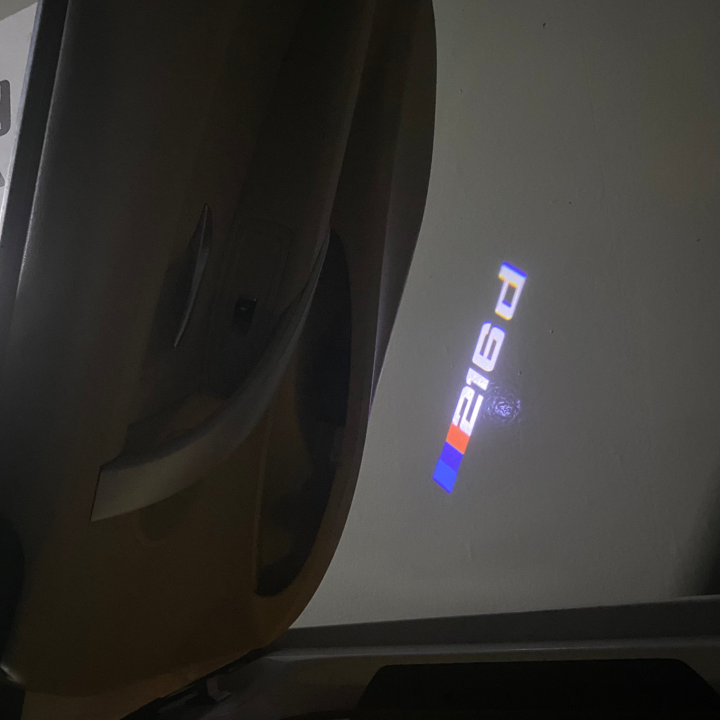 BMW  2 SERIES 216 LOGO PROJECTOT LIGHTS (quantity 1 = 1 sets/2 door lights) Nr.6024t26