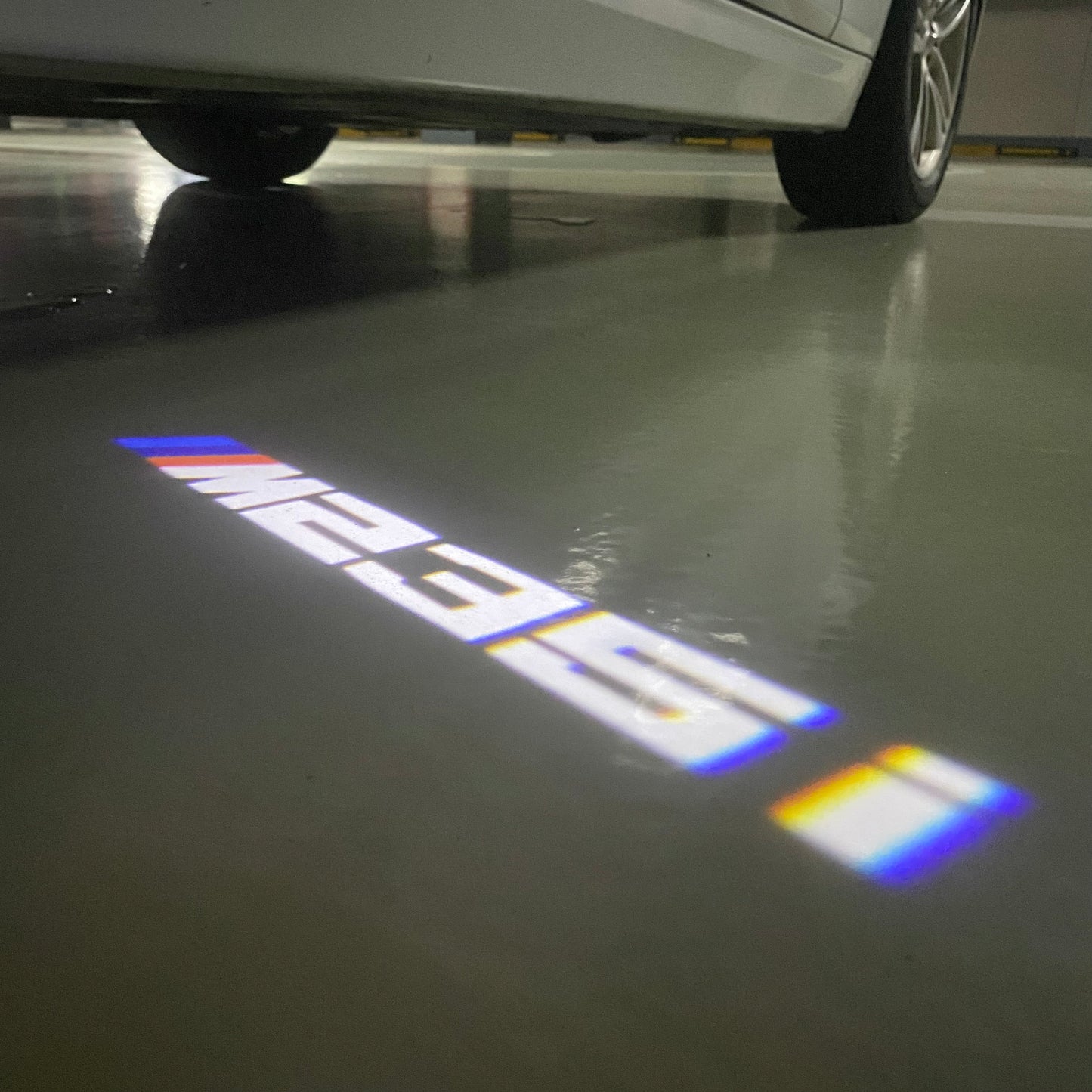 BMW 2 SERIES M235  LOGO PROJECTOT LIGHTS (quantity 1 = 1 sets/2 door lights) Nr.6024q2G