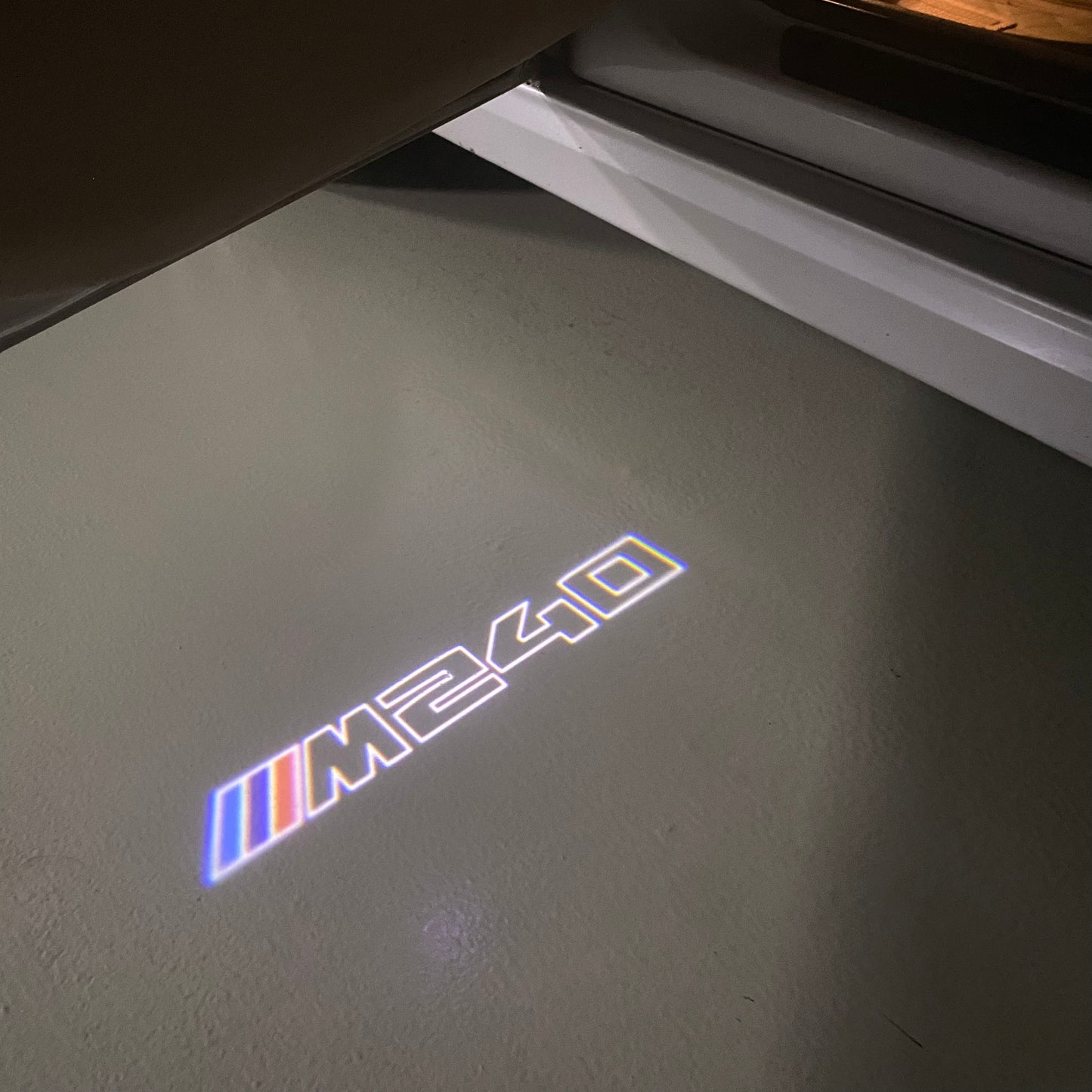 BMW  2 SERIES M2 LOGO PROJECTOT LIGHTS (quantity 1 = 1 sets/2 door lights) Nr.6024t28