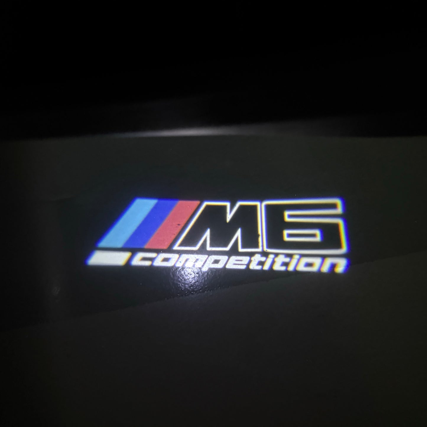 BMW 6 SERIES M6   LOGO PROJECTOT LIGHTS (quantity 1 = 1 sets/2 door lights) Nr.6024q115