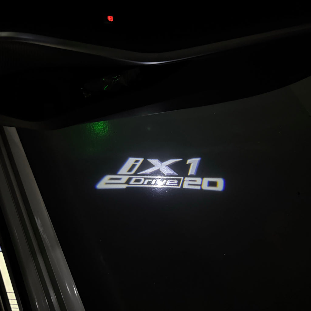 BMW M3 LOGO PROJECTOR LIGHTS Nr.24 (الكمية 1 = 1 مجموعة / 2 أضواء باب)