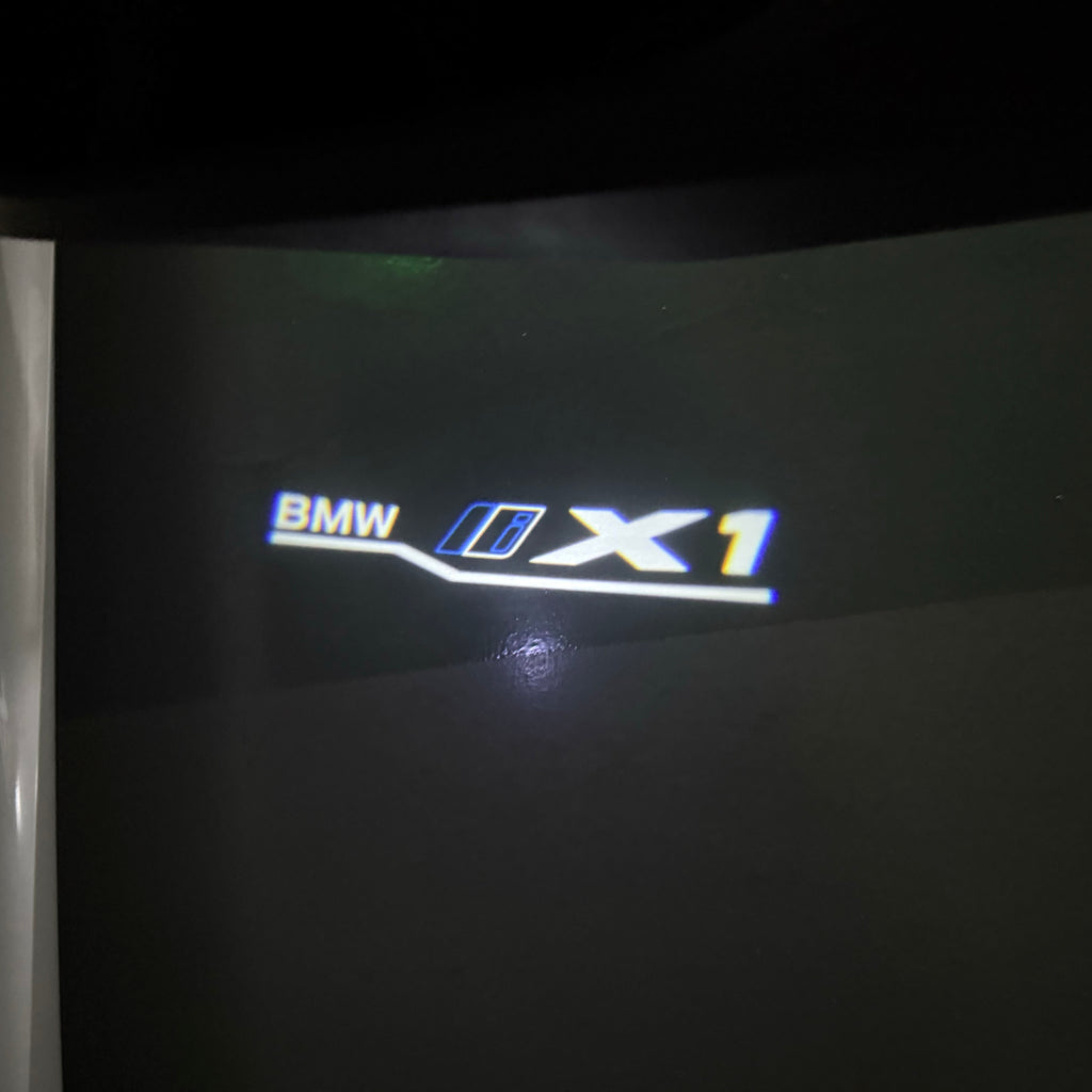 BMW M3 LOGO PROJECTOR LIGHTS Nr.24 (الكمية 1 = 1 مجموعة / 2 أضواء باب)