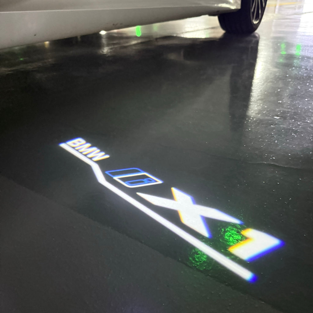 BMW M3 LOGO PROJECTOR LIGHTS Nr.24 (الكمية 1 = 1 مجموعة / 2 أضواء باب)