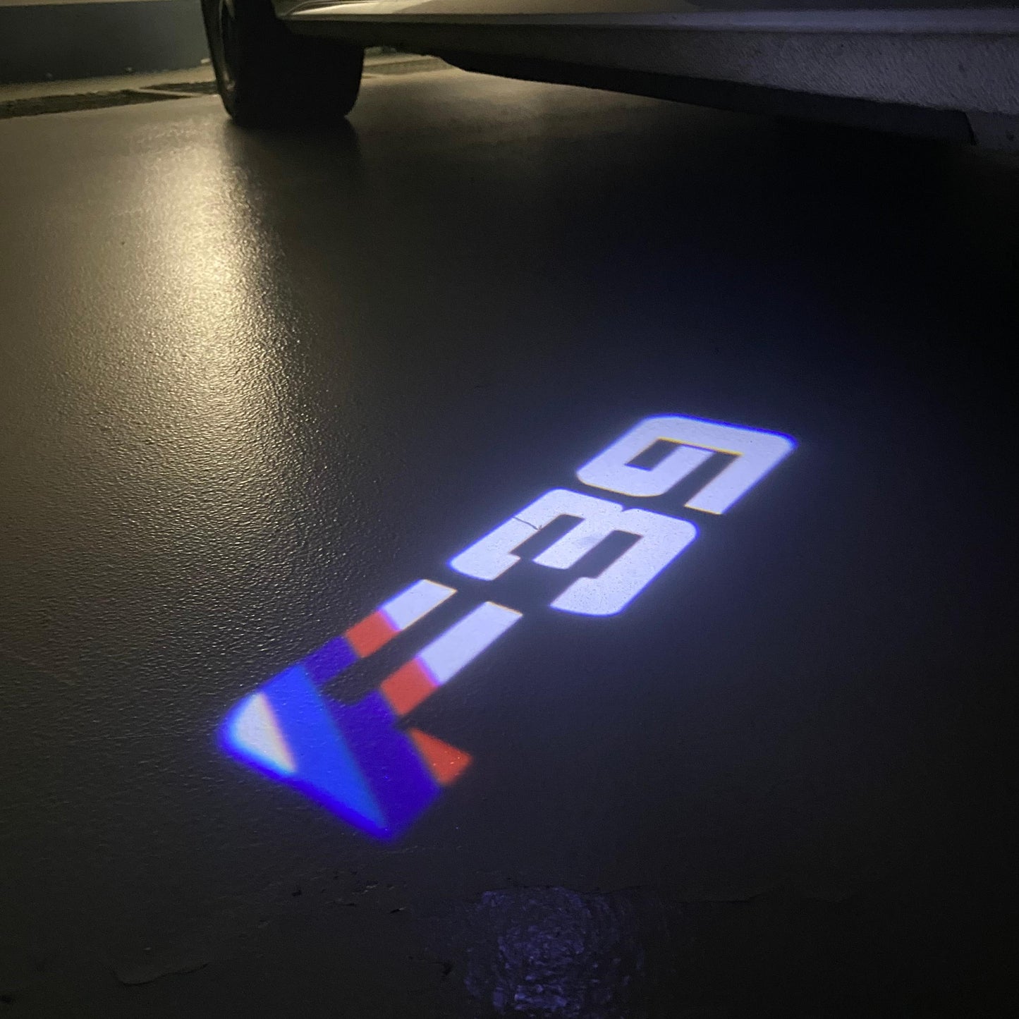 BMW X2 F39  LOGO PROJECTOT LIGHTS (quantity 1 = 1 sets/2 door lights) Nr.6024q11）