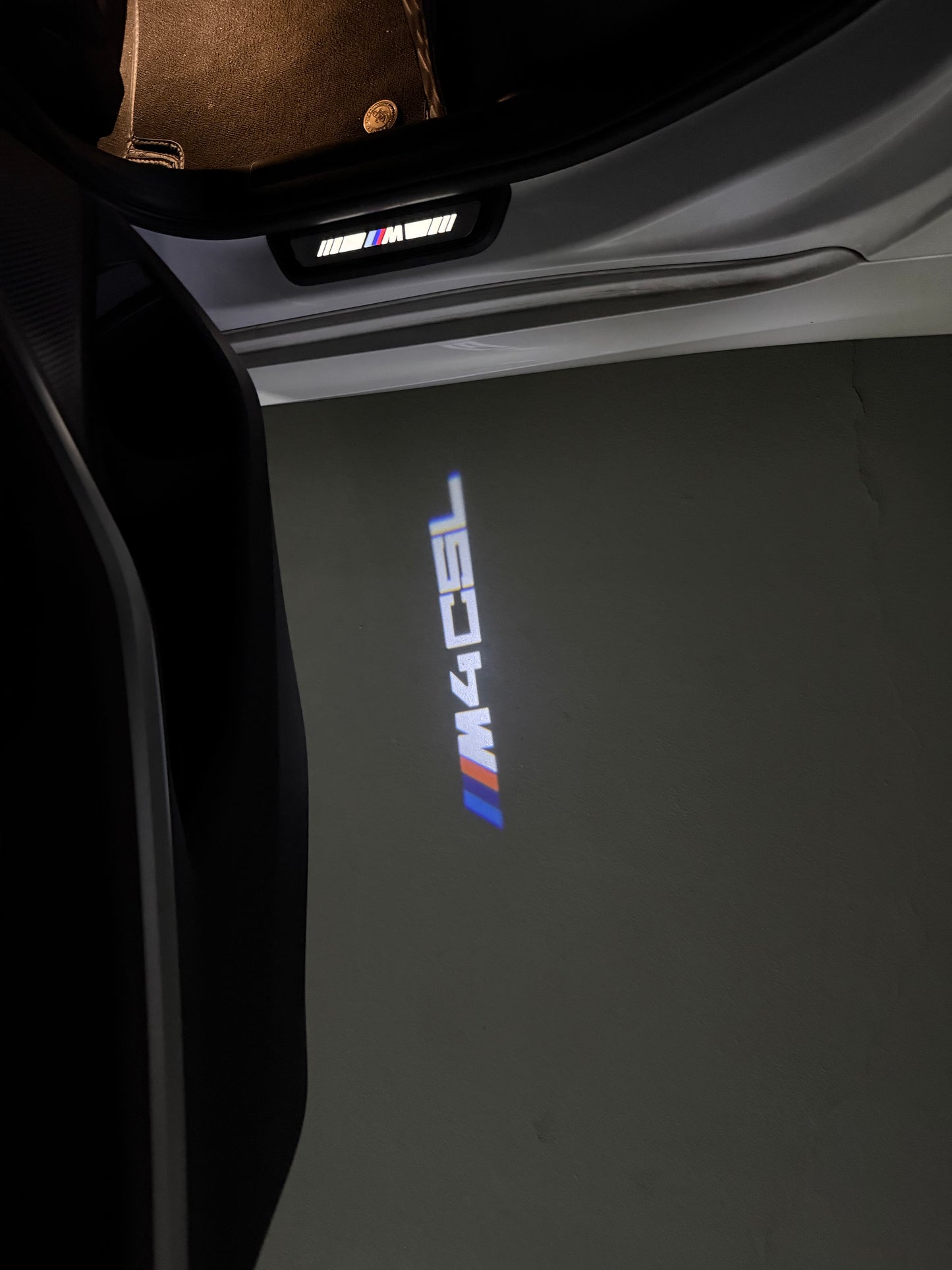 BMW 4  SERIES M4   LOGO PROJECTOT LIGHTS (quantity 1 = 1 sets/2 door lights) Nr.6024t24