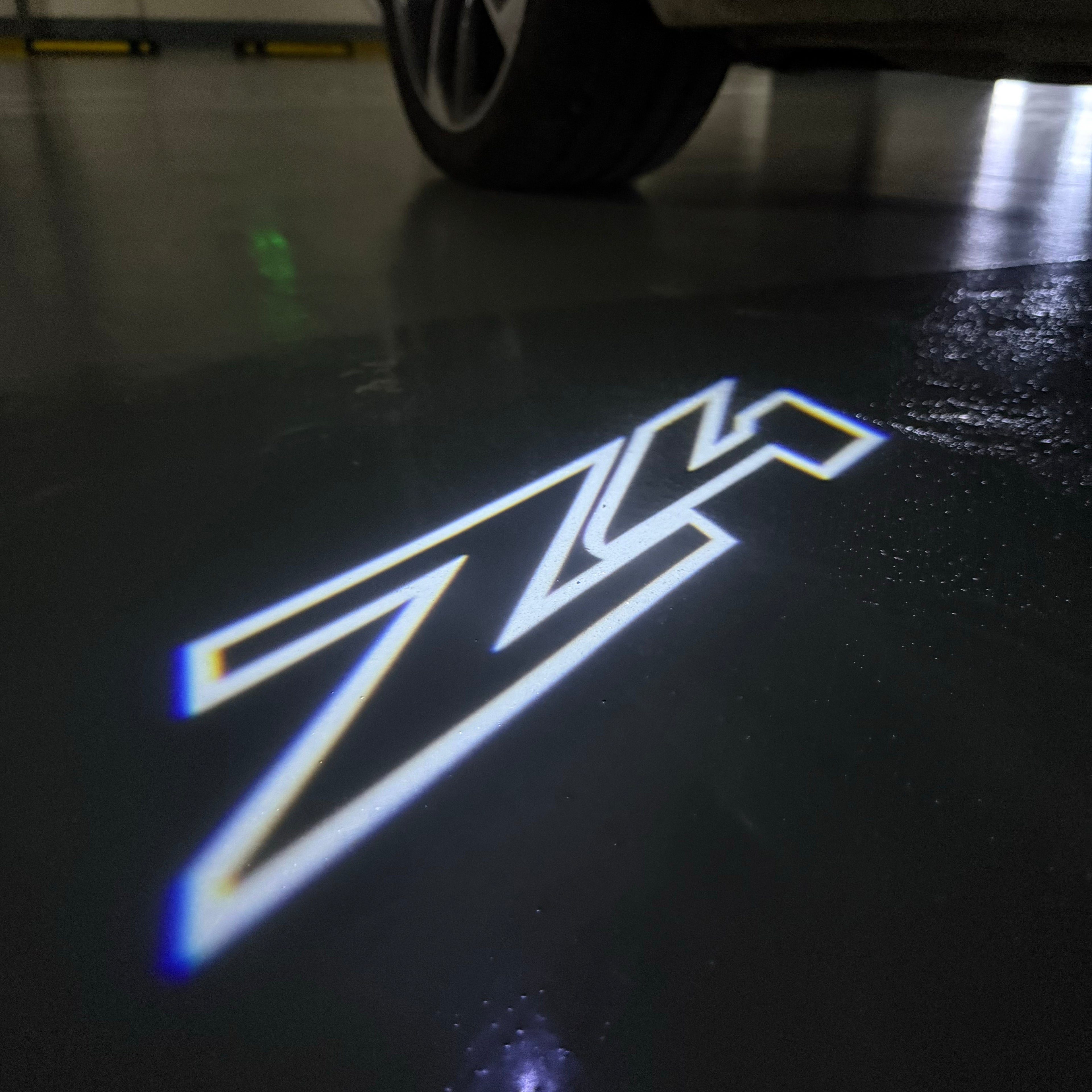 BMW M3 LOGO PROJECTOR LIGHTS Nr.24 (الكمية 1 = 1 مجموعة / 2 أضواء باب)
