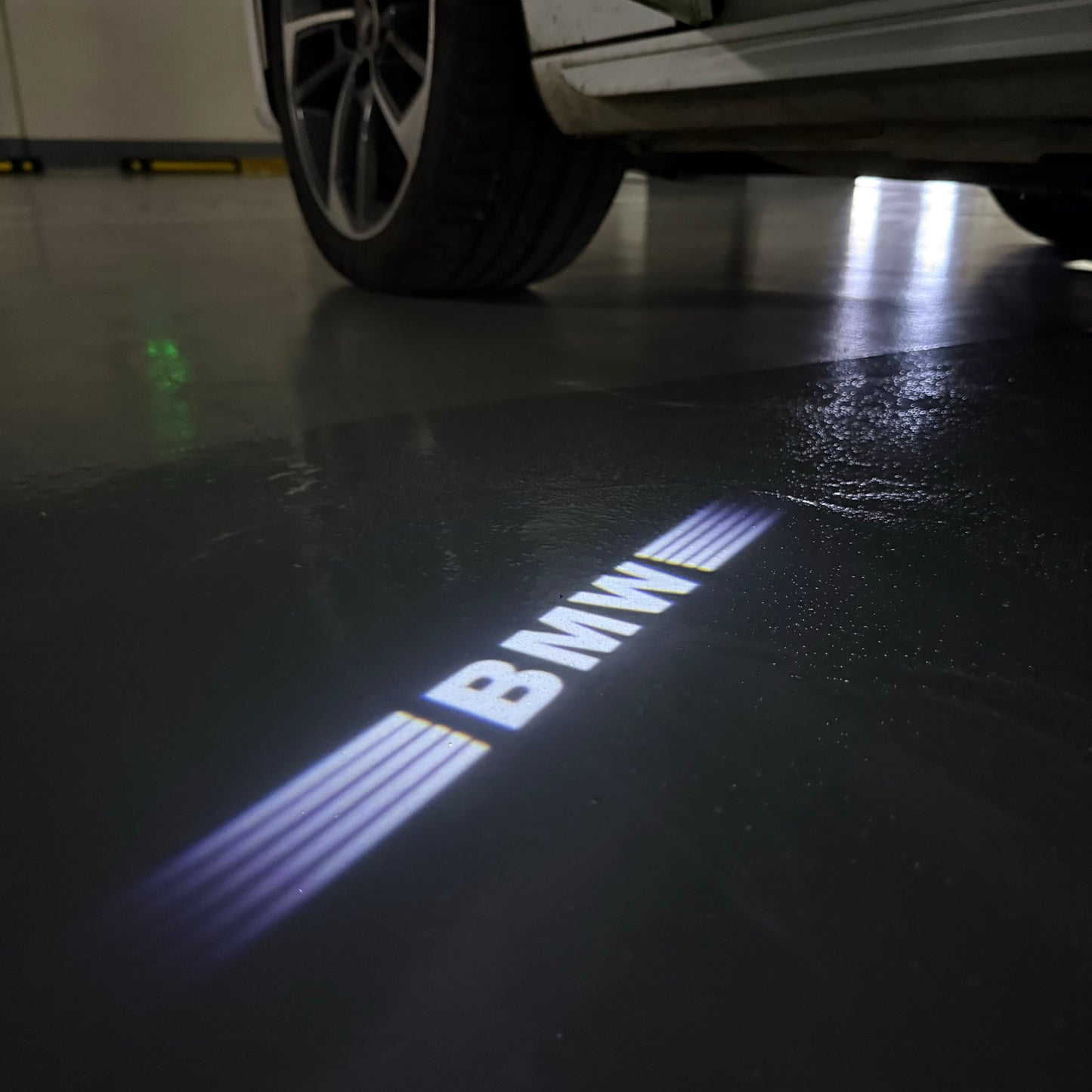 BMW  Original  LOGO PROJECTOT LIGHTS Nr.6004