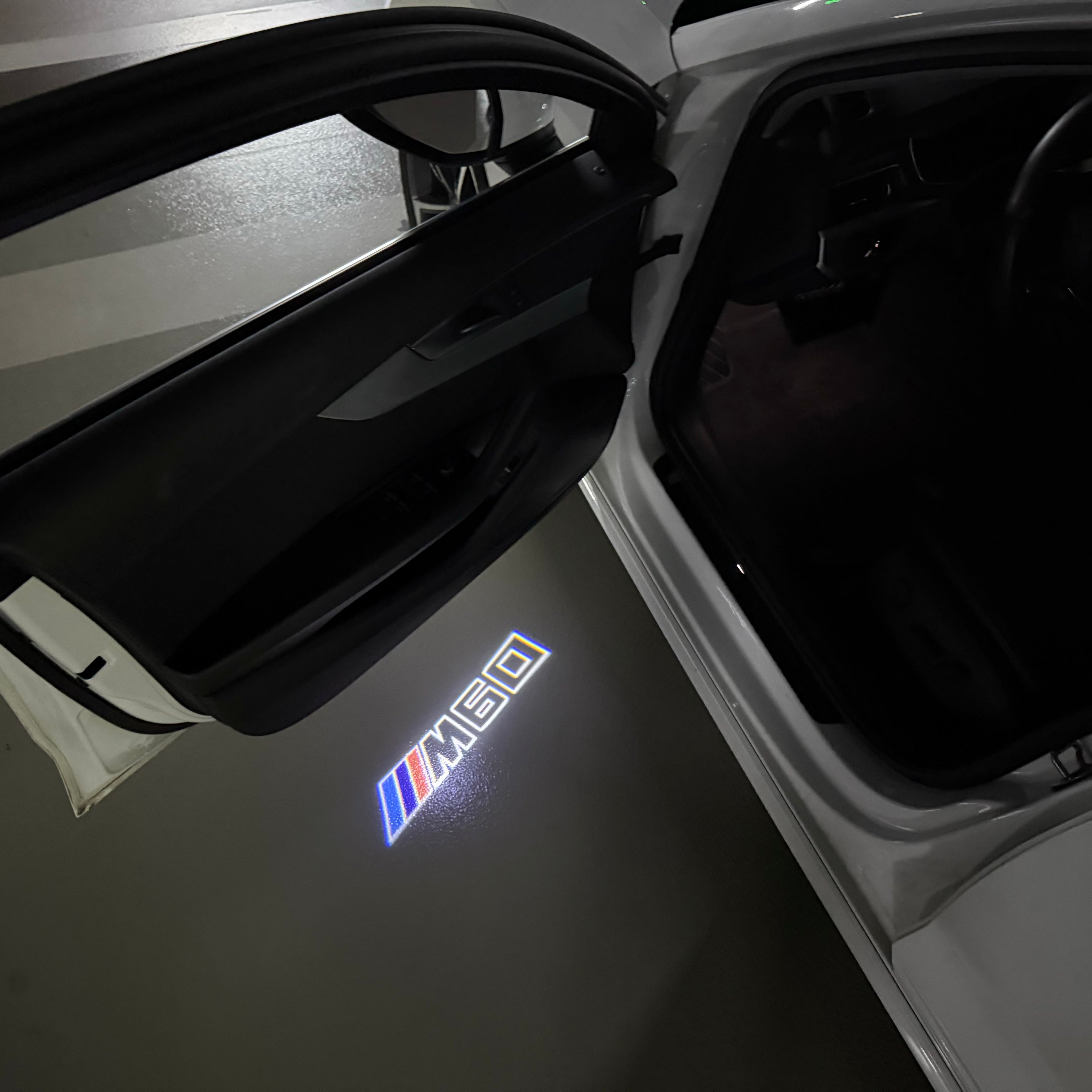 BMW  iX M60 LOGO PROJECTOT LIGHTS (quantity 1 = 1 sets/2 door lights) Nr.6024q132