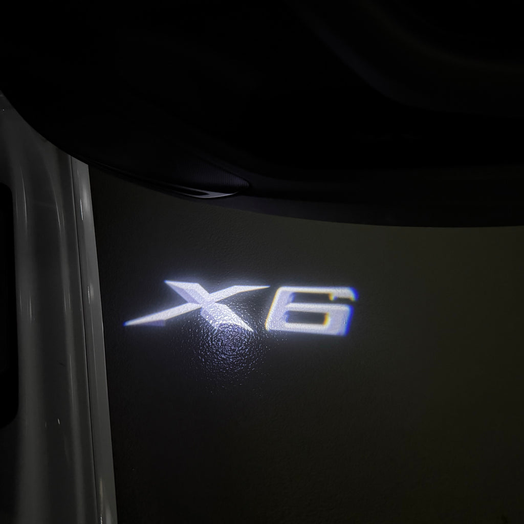BMW M3 LOGO PROJECTOR LIGHTS Nr.24 (الكمية 1 = 1 مجموعة / 2 أضواء باب)