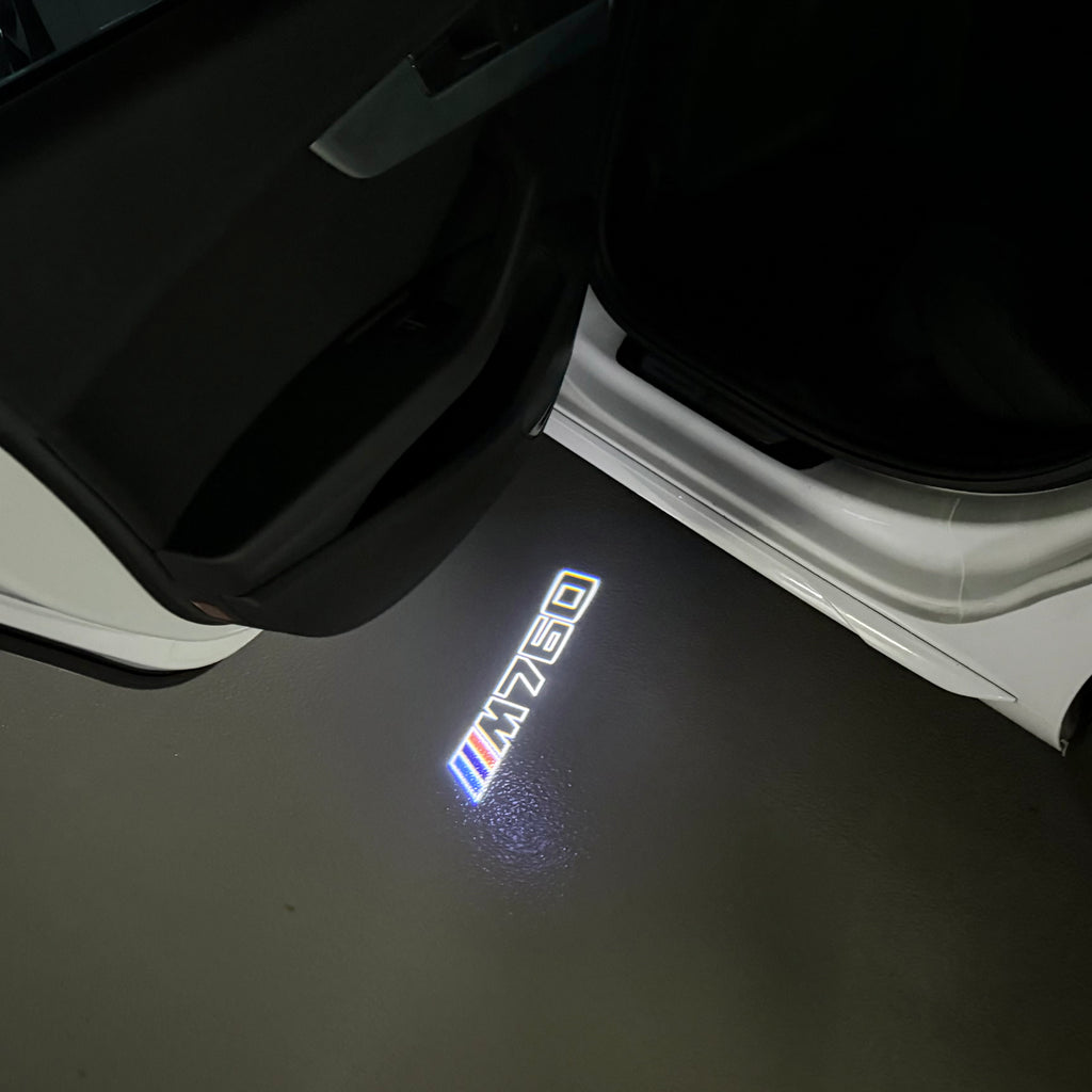 BMW   7 SERIES M760    LOGO PROJECTOT LIGHTS (quantity 1 = 1 sets/2 door lights) Nr.6024q171