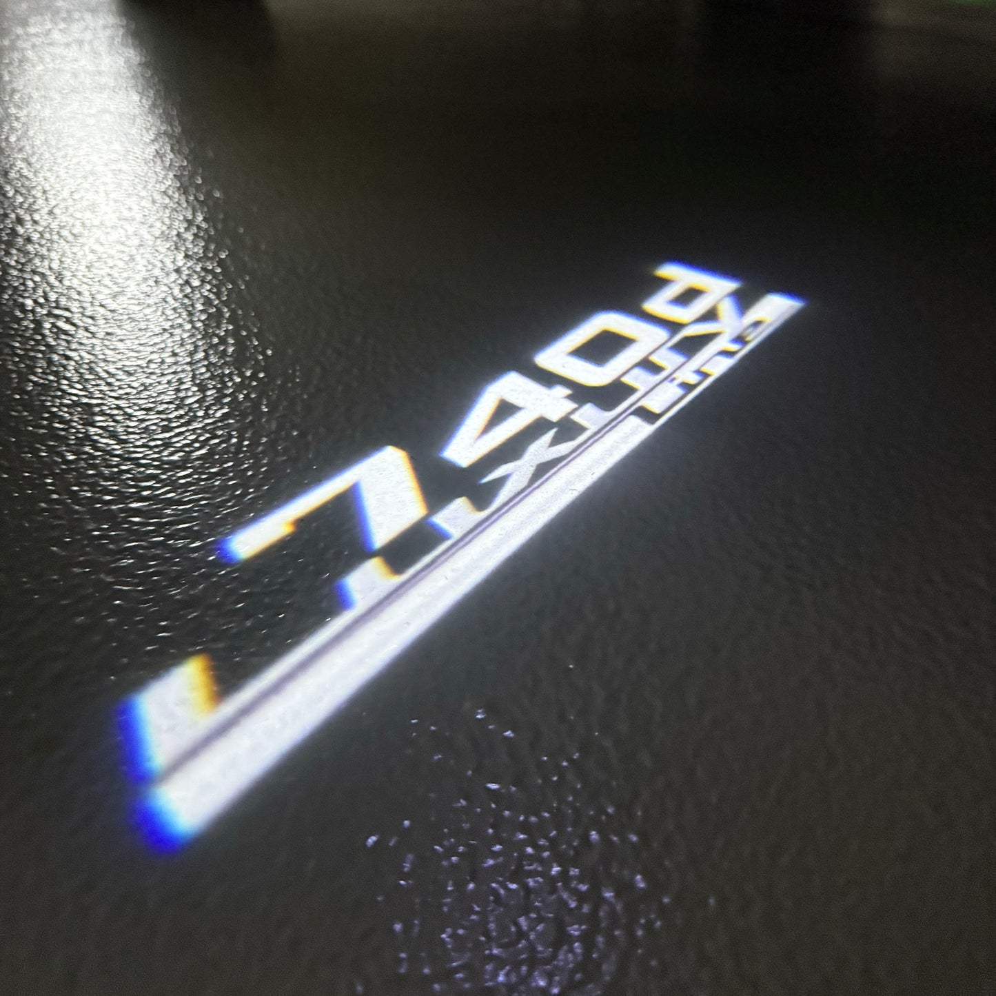 BMW  7 SERIES 740 d LOGO PROJECTOT LIGHTS (quantity 1 = 1 sets/2 door lights) Nr.6024S02