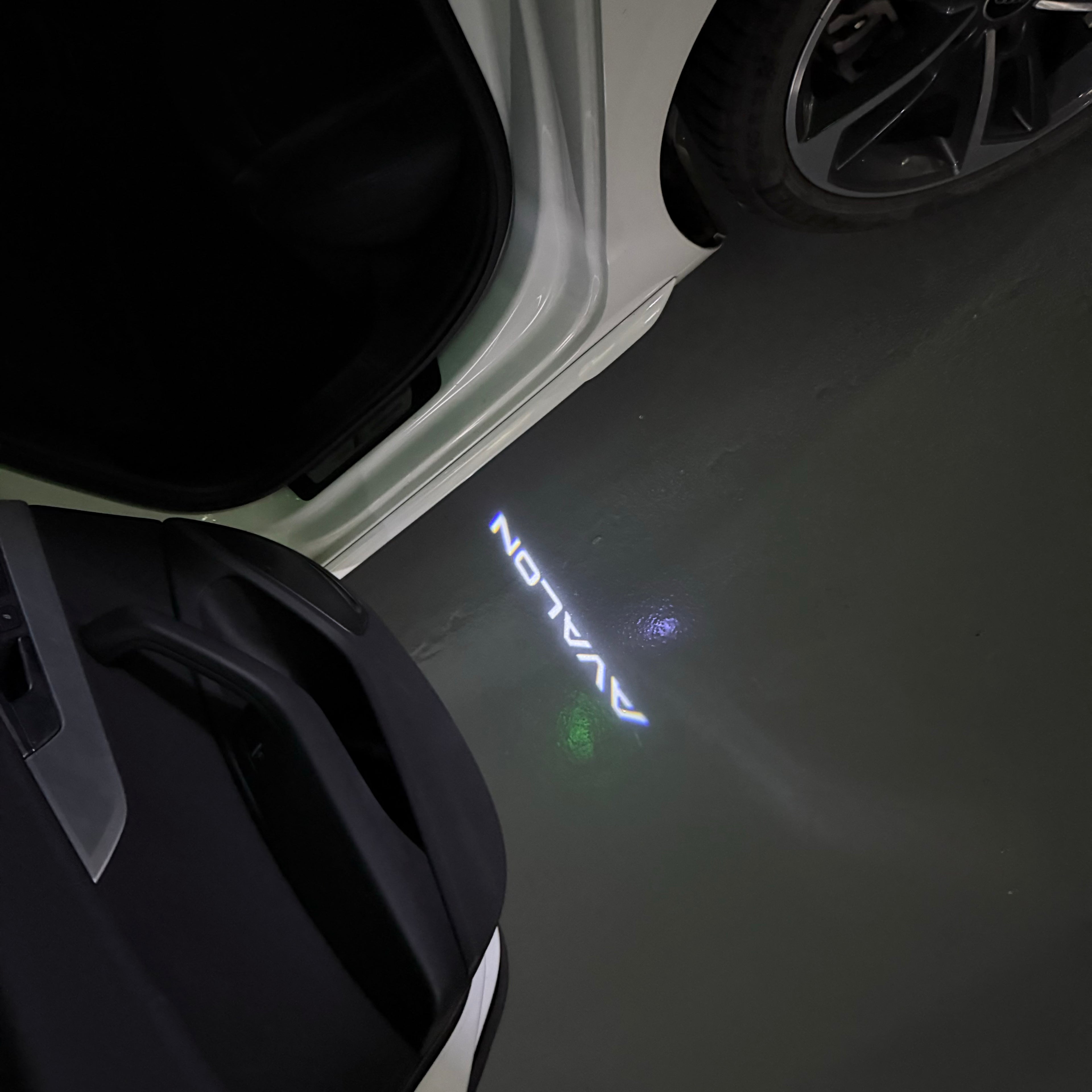 TOYOTA AVALON LOGO PROJECROTR LIGHTS  (quantity 1 = 1 sets/2 door lights) Nr.0GP13