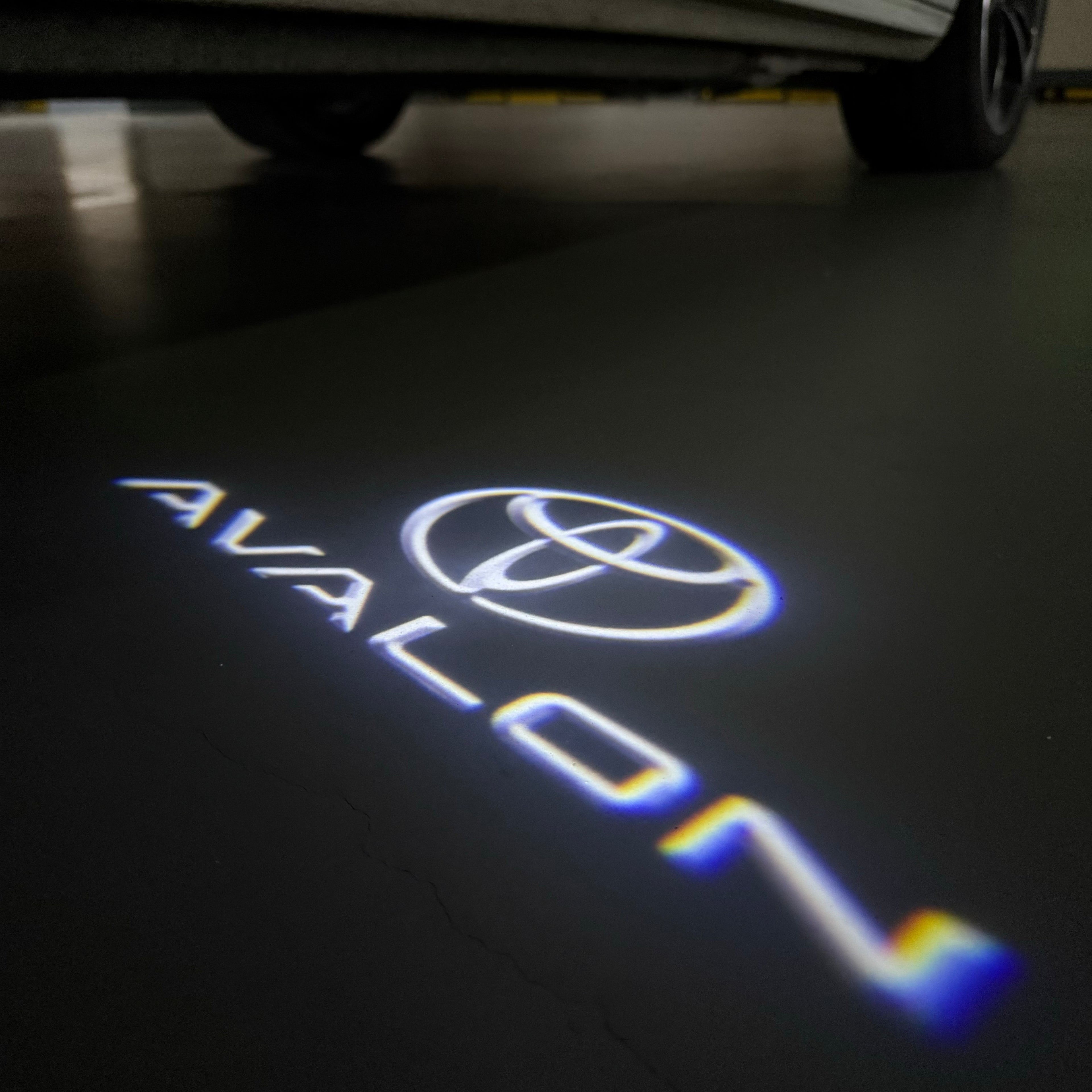 TOYOTA AVALON  LOGO PROJECROTR LIGHTS  (quantity 1 = 1 sets/2 door lights) Nr.0GP14