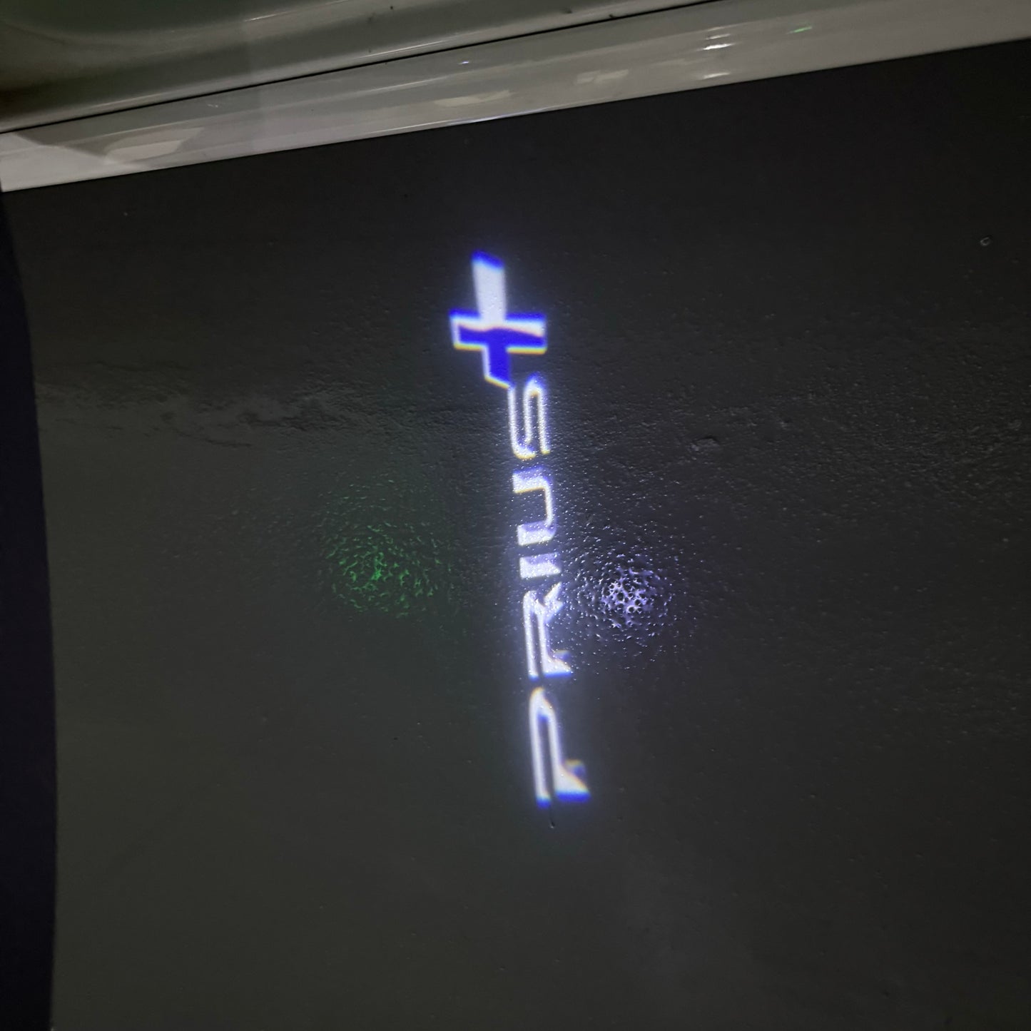 TOYOTA  PRIUS  LOGO PROJECROTR LIGHTS  (quantity 1 = 1 sets/2 door lights) Nr.0G26