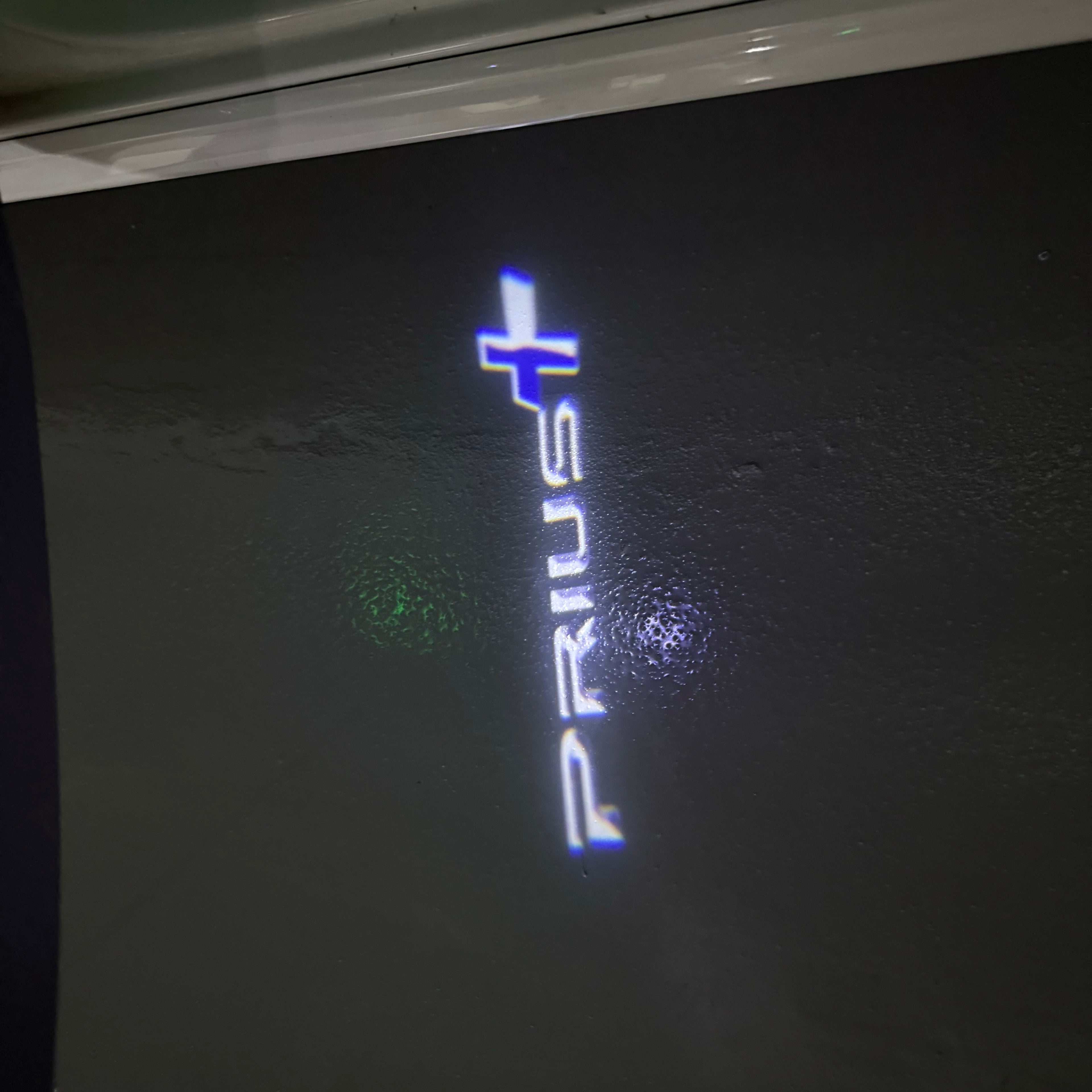 TOYOTA  PRIUS  LOGO PROJECROTR LIGHTS  (quantity 1 = 1 sets/2 door lights) Nr.0G26