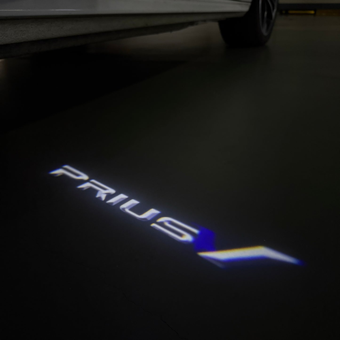 TOYOTA  PRIUS LOGO PROJECROTR LIGHTS  (quantity 1 = 1 sets/2 door lights) Nr.0G25