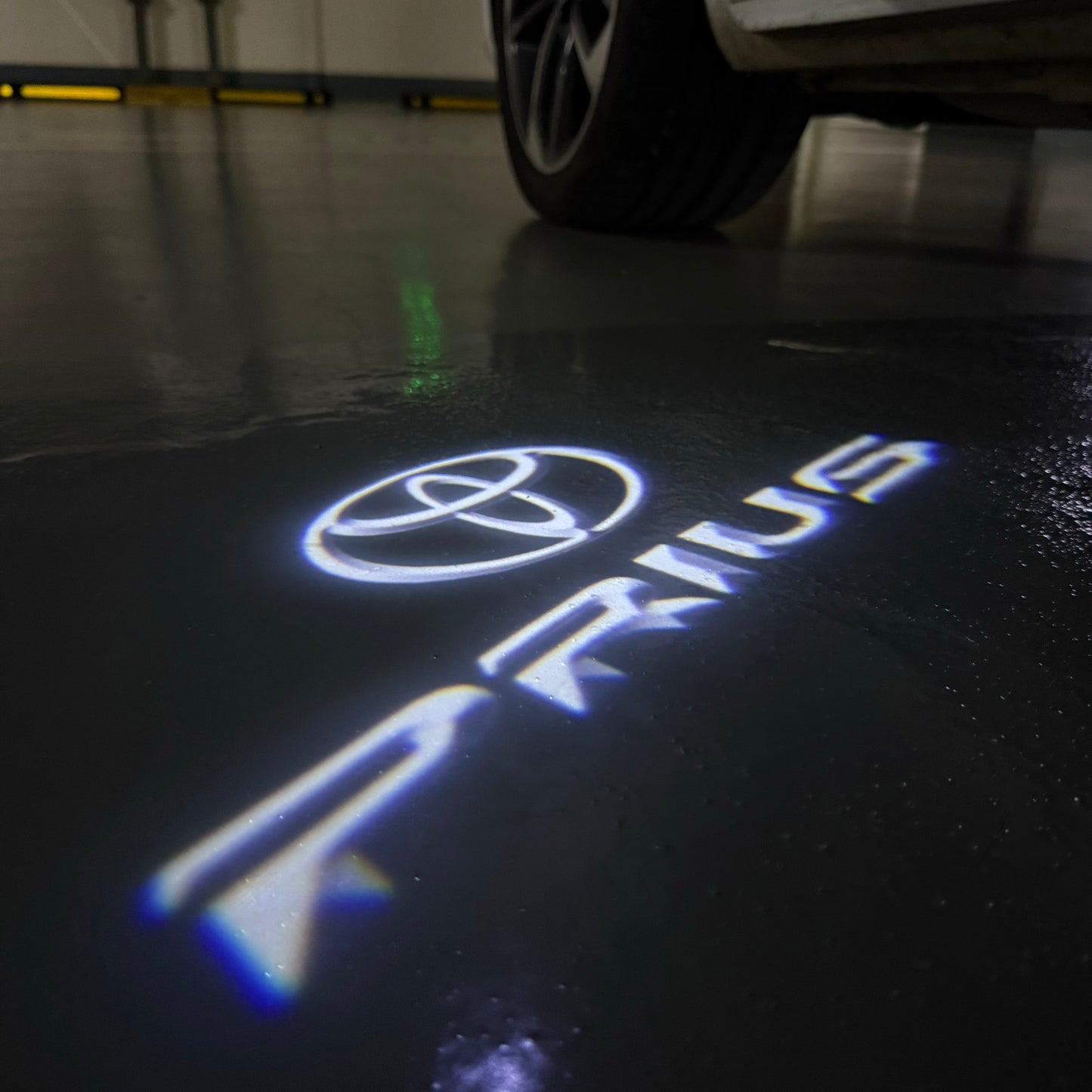 TOYOTA PRIUS  LOGO PROJECROTR LIGHTS  (quantity 1 = 1 sets/2 door lights) Nr.0G20