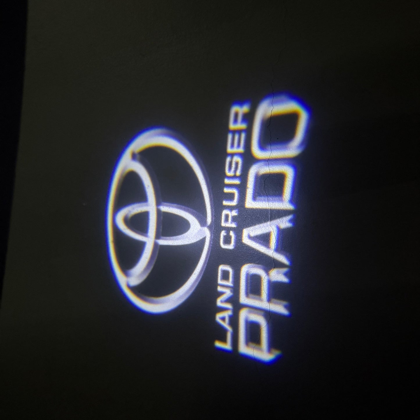 TOYOTA  PRADO LOGO PROJECROTR LIGHTS  (quantity 1 = 1 sets/2 door lights) Nr.0G17