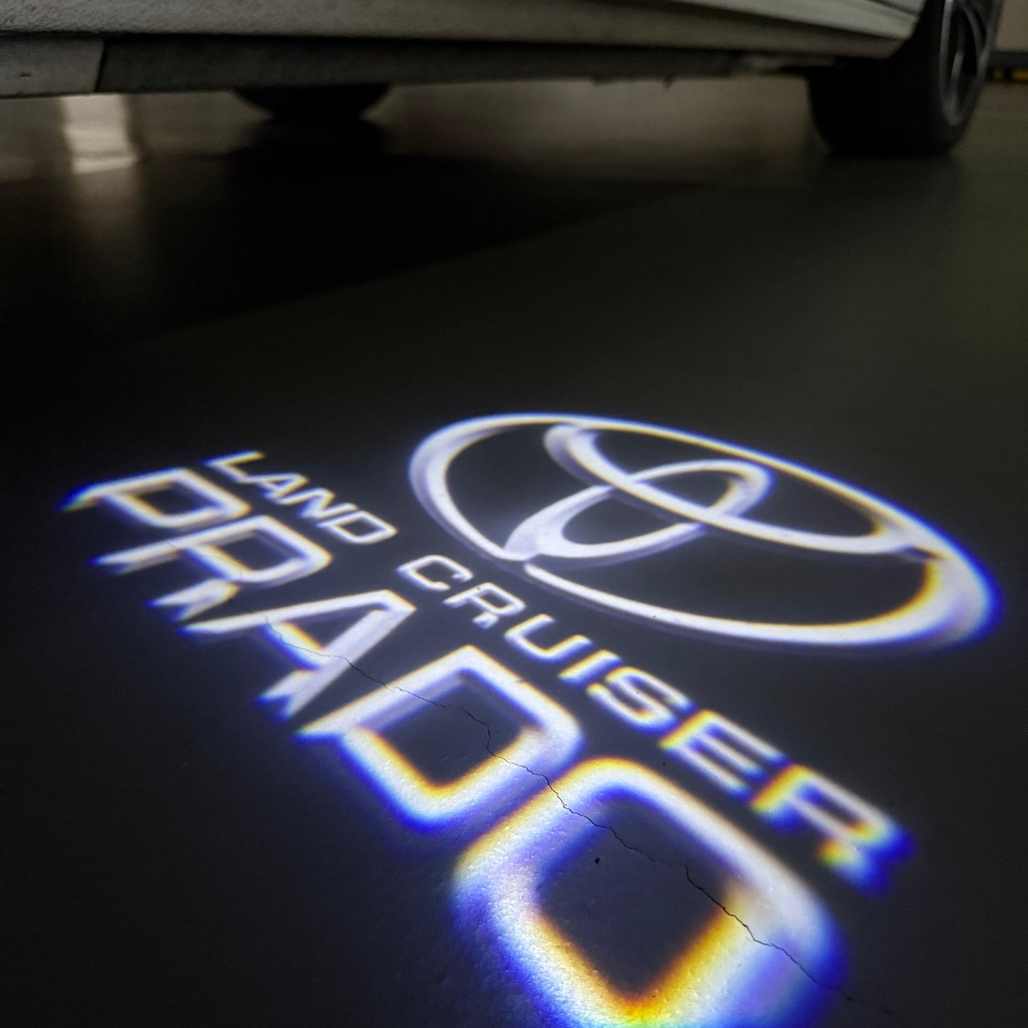 TOYOTA  PRADO LOGO PROJECROTR LIGHTS  (quantity 1 = 1 sets/2 door lights) Nr.0G17
