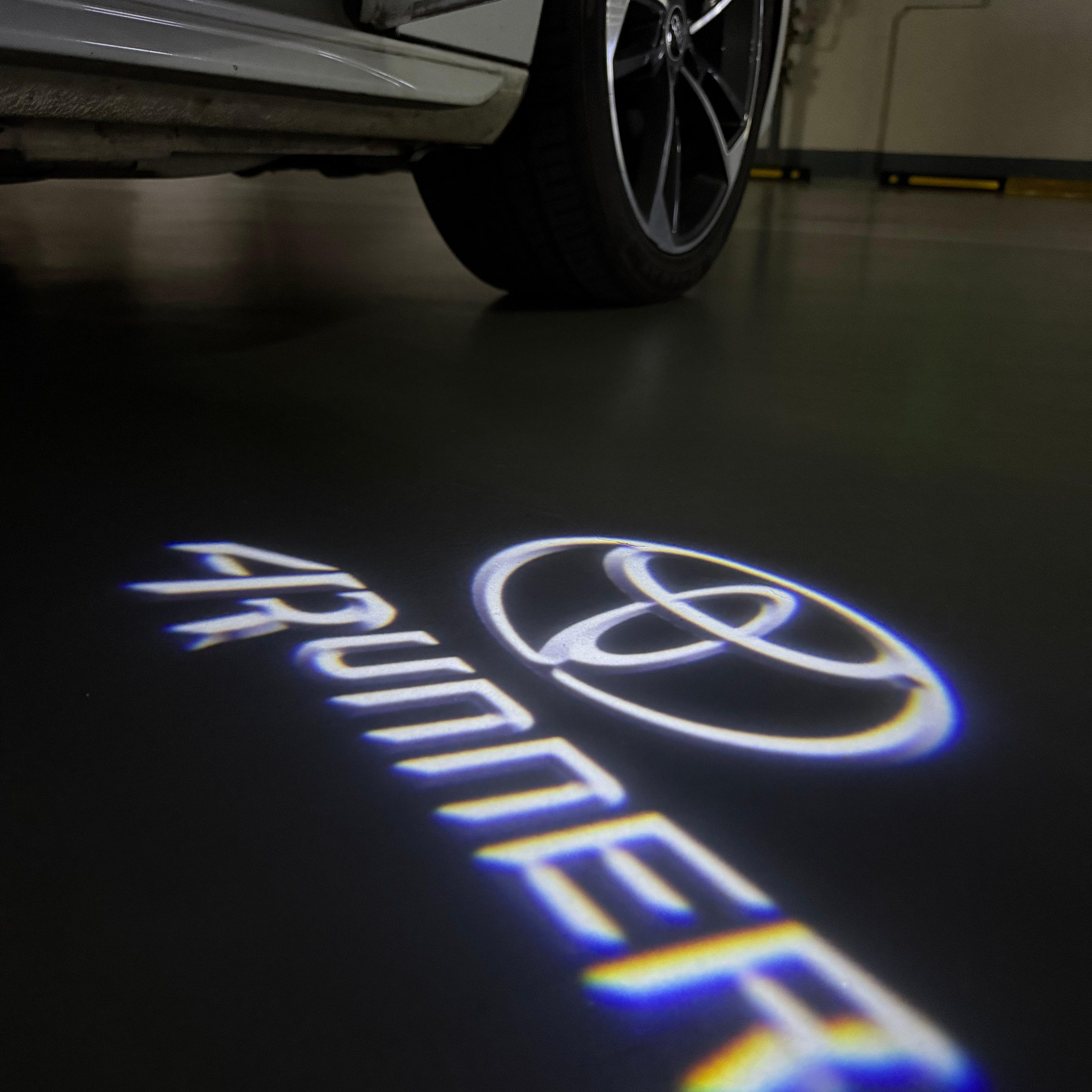 TOYOTA  4RUNNER LOGO PROJECROTR LIGHTS  (quantity 1 = 1 sets/2 door lights) Nr.0GP02