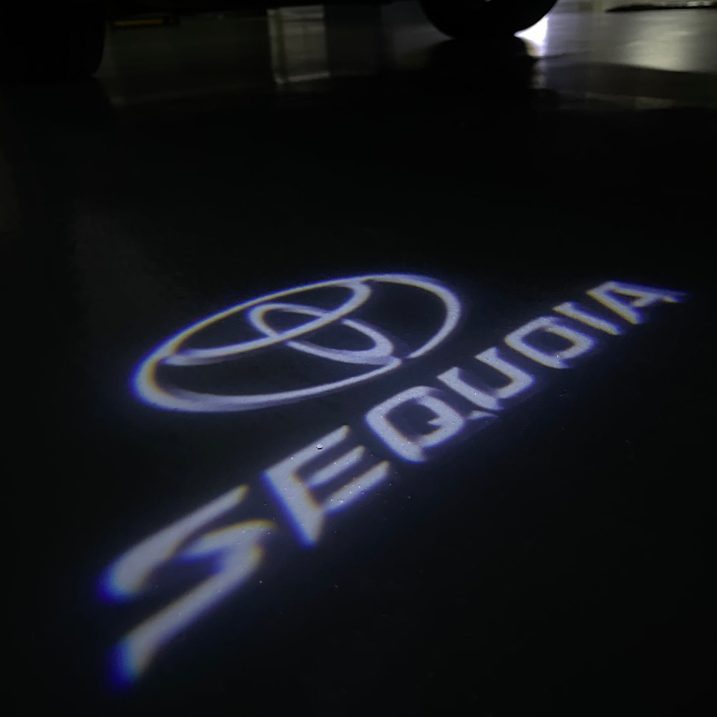 TOYOTA  SEQUOIA LOGO PROJECROTR LIGHTS  (quantity 1 = 1 sets/2 door lights) Nr.0G27