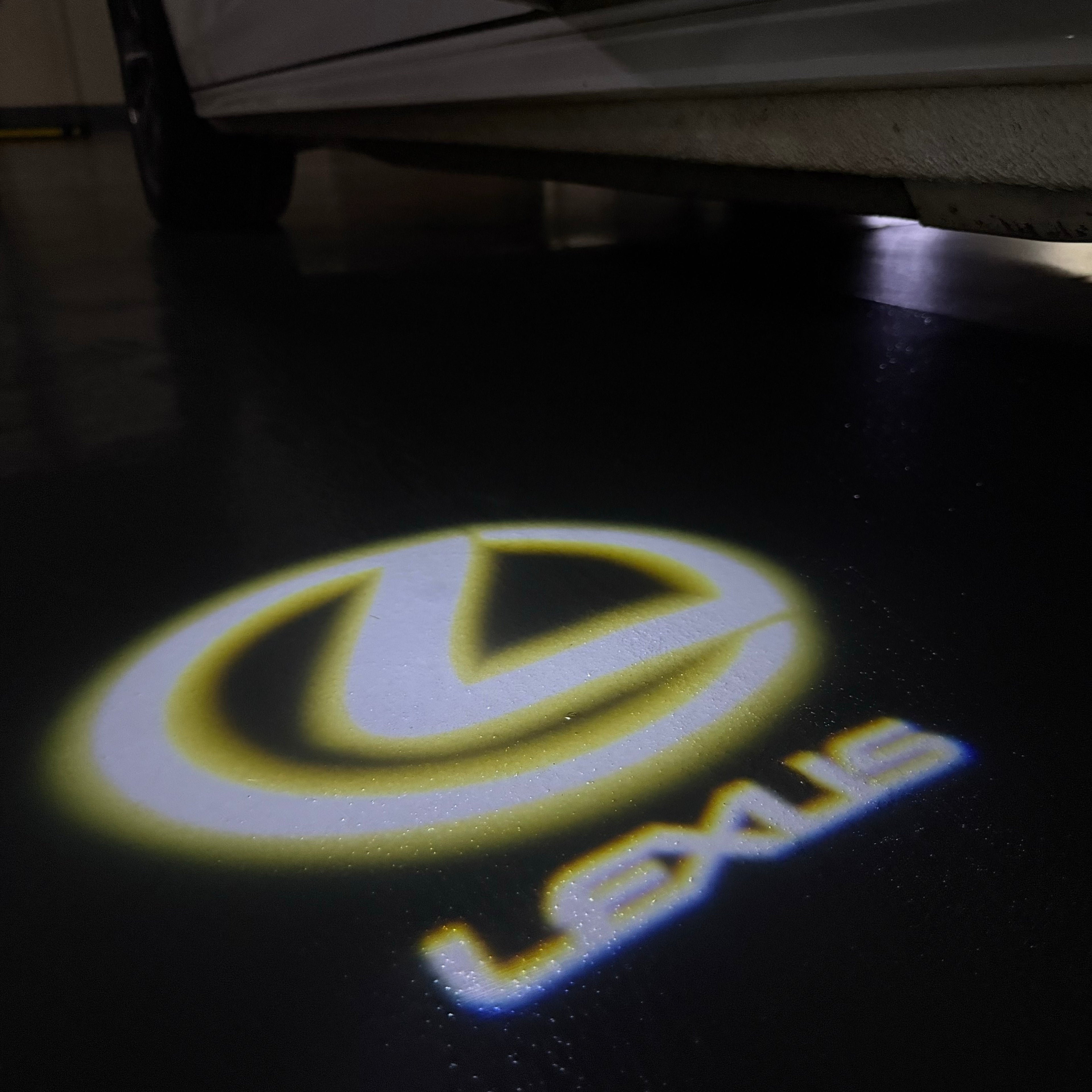 LEXUS Original LOGO PROJECROTR LIGHTS (quantity 1 = 1 sets/2 door lights)Nr.01a45