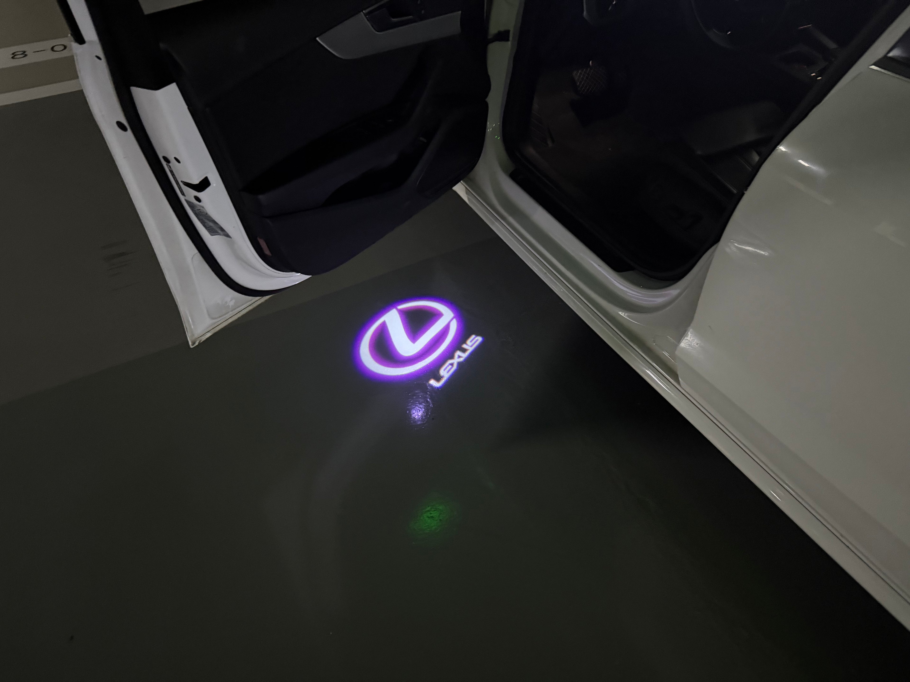 LEXUS Original LOGO PROJECROTR LIGHTS (quantity 1 = 1 sets/2 door lights)Nr.01a43