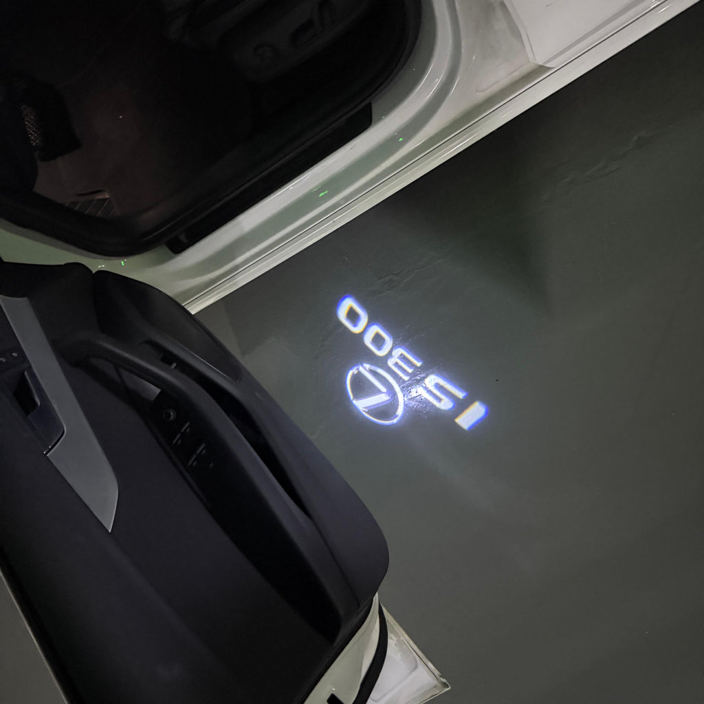 LEXUS LOGO PROJECTOR LIGHTS Nr.01 (الكمية 1 = 1 مجموعة / 2 أضواء باب)