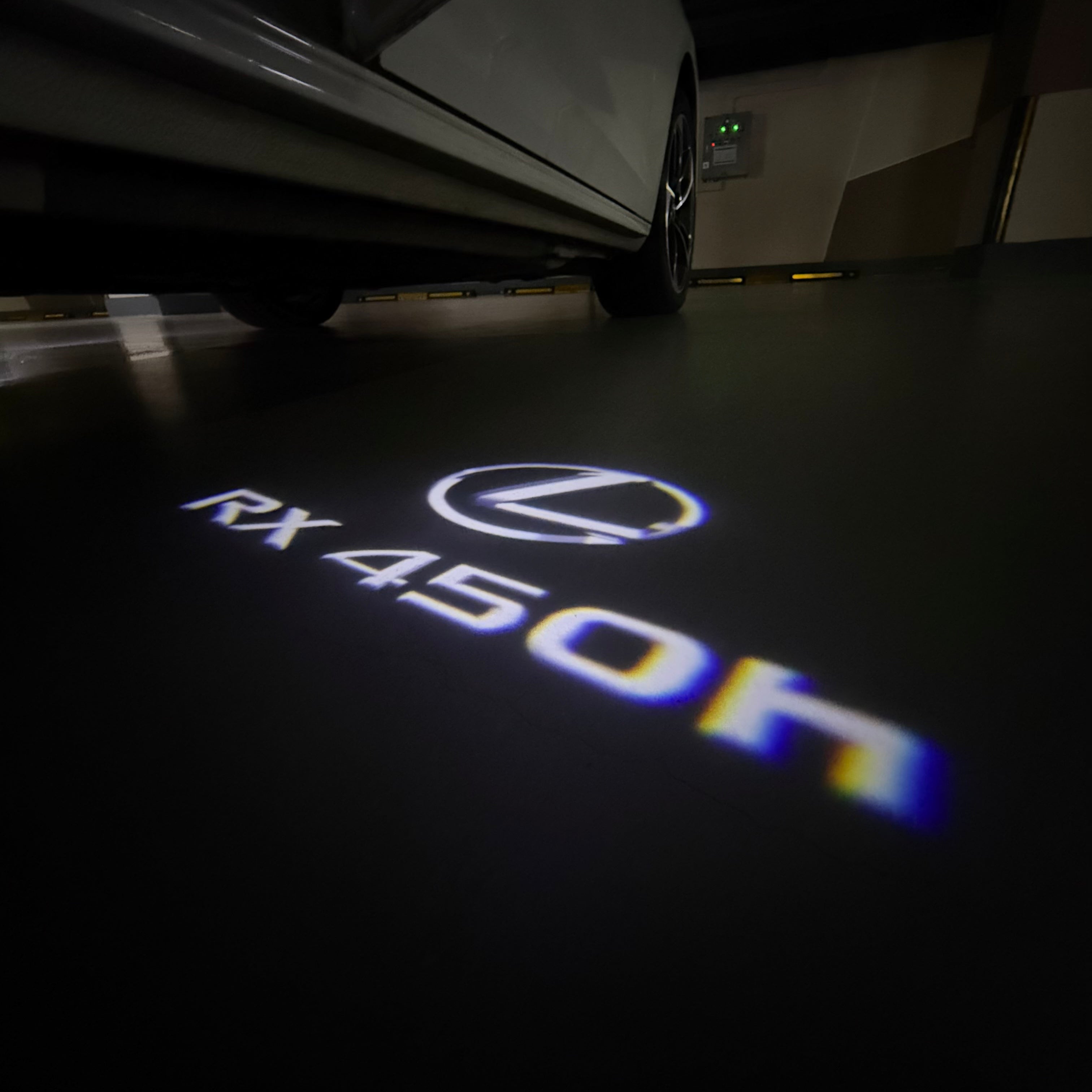 LEXUS  RX 450h LOGO PROJECROTR LIGHTS (quantity 1 = 1 sets/2 door lights)Nr.01a9