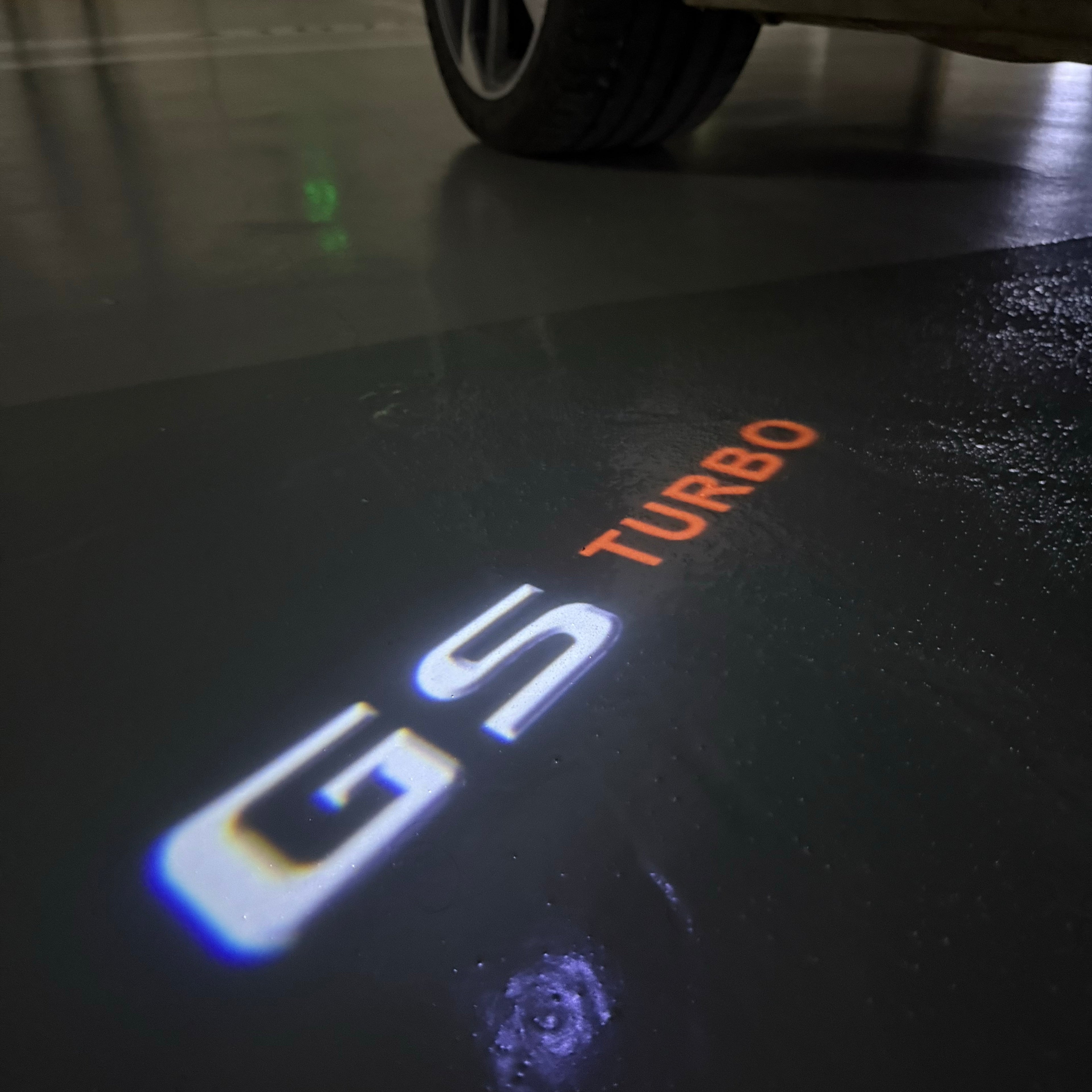 LEXUS   GS TURBO LOGO PROJECROTR LIGHTS (quantity 1 = 1 sets/2 door lights)Nr.01a77