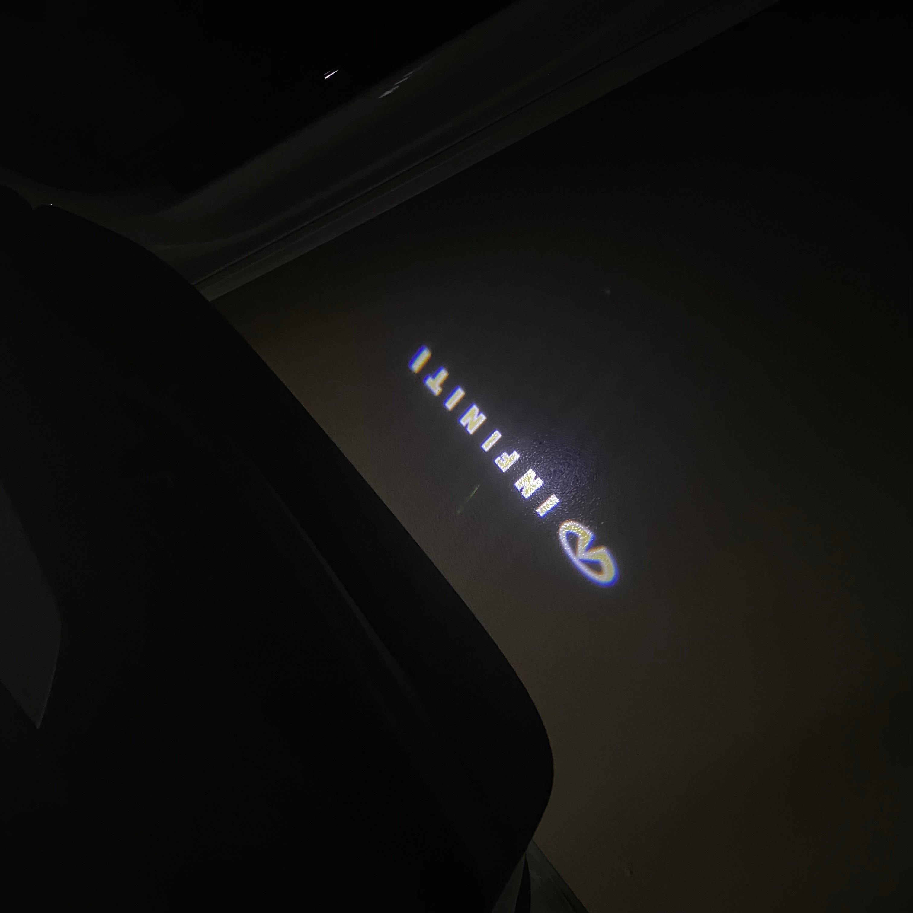 INFINITI Original LOGO PROJECROTR LIGHTS Nr.11 (quantity 1 = 1 sets/2 door lights)