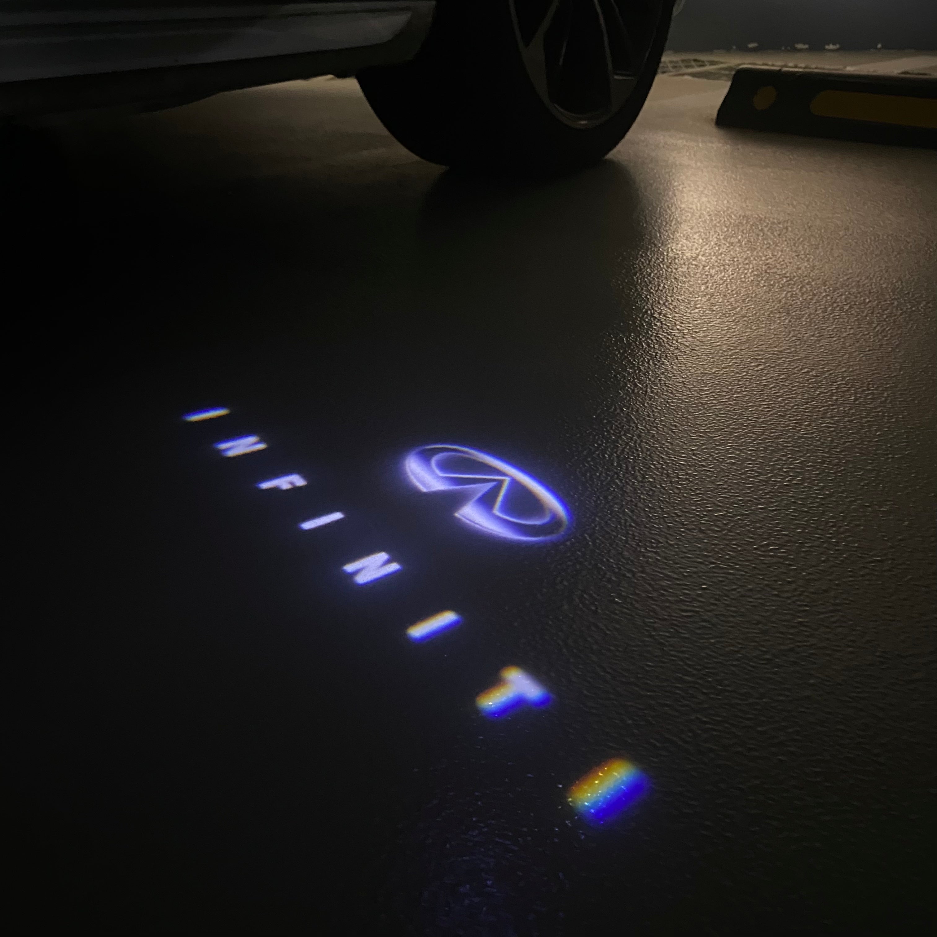 INFINITI Original LOGO PROJECROTR LIGHTS Nr.21 (quantity 1 = 1 sets/2 door lights)