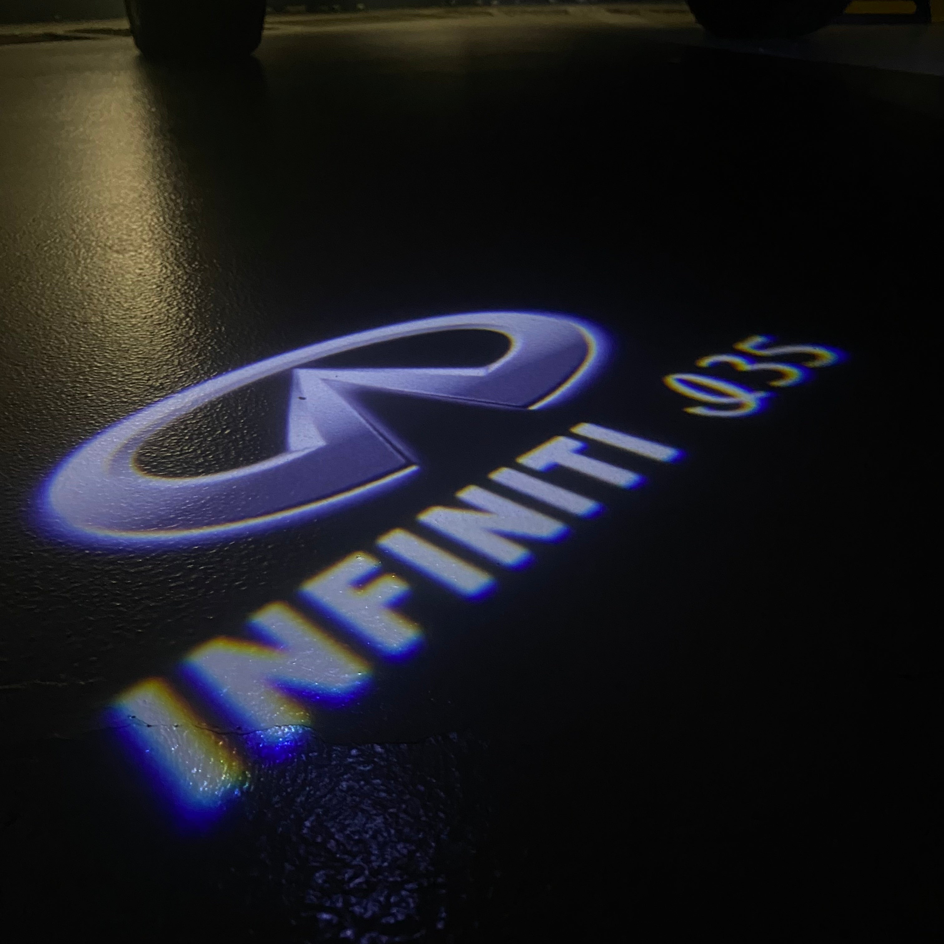 INFINITI Q35 LOGO PROJECROTR LIGHTS Nr.83 (quantity 1 = 1 sets/2 door lights)
