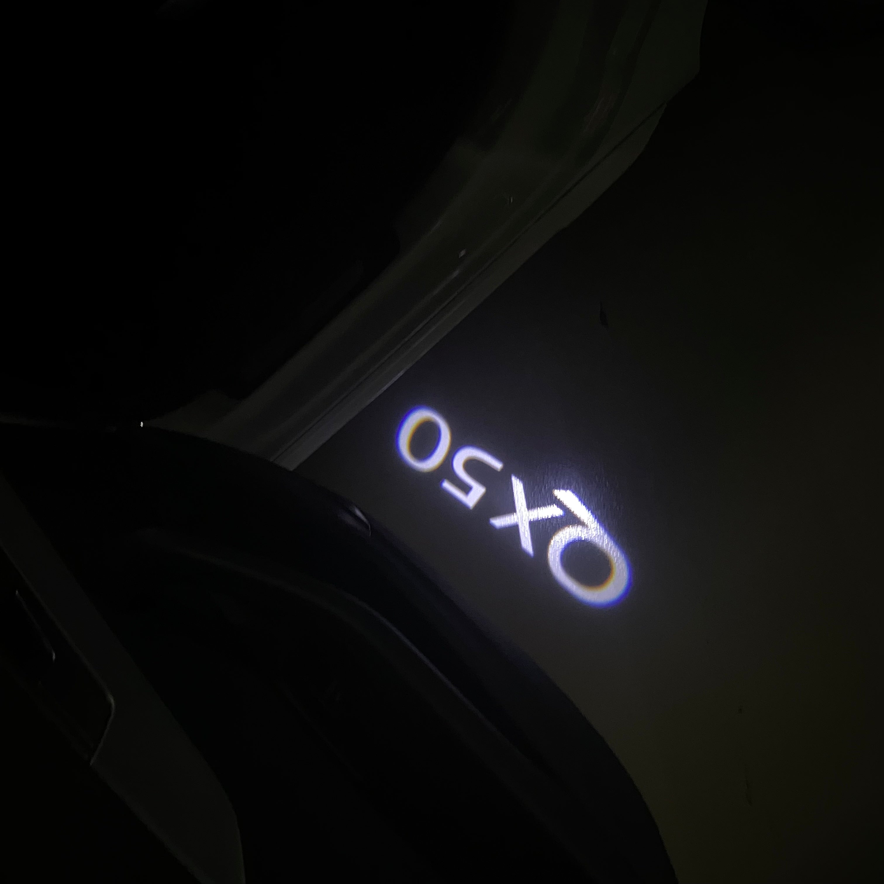 INFINITI QX50 LOGO PROJECROTR LIGHTS Nr.70 (quantity 1 = 1 sets/2 door lights)