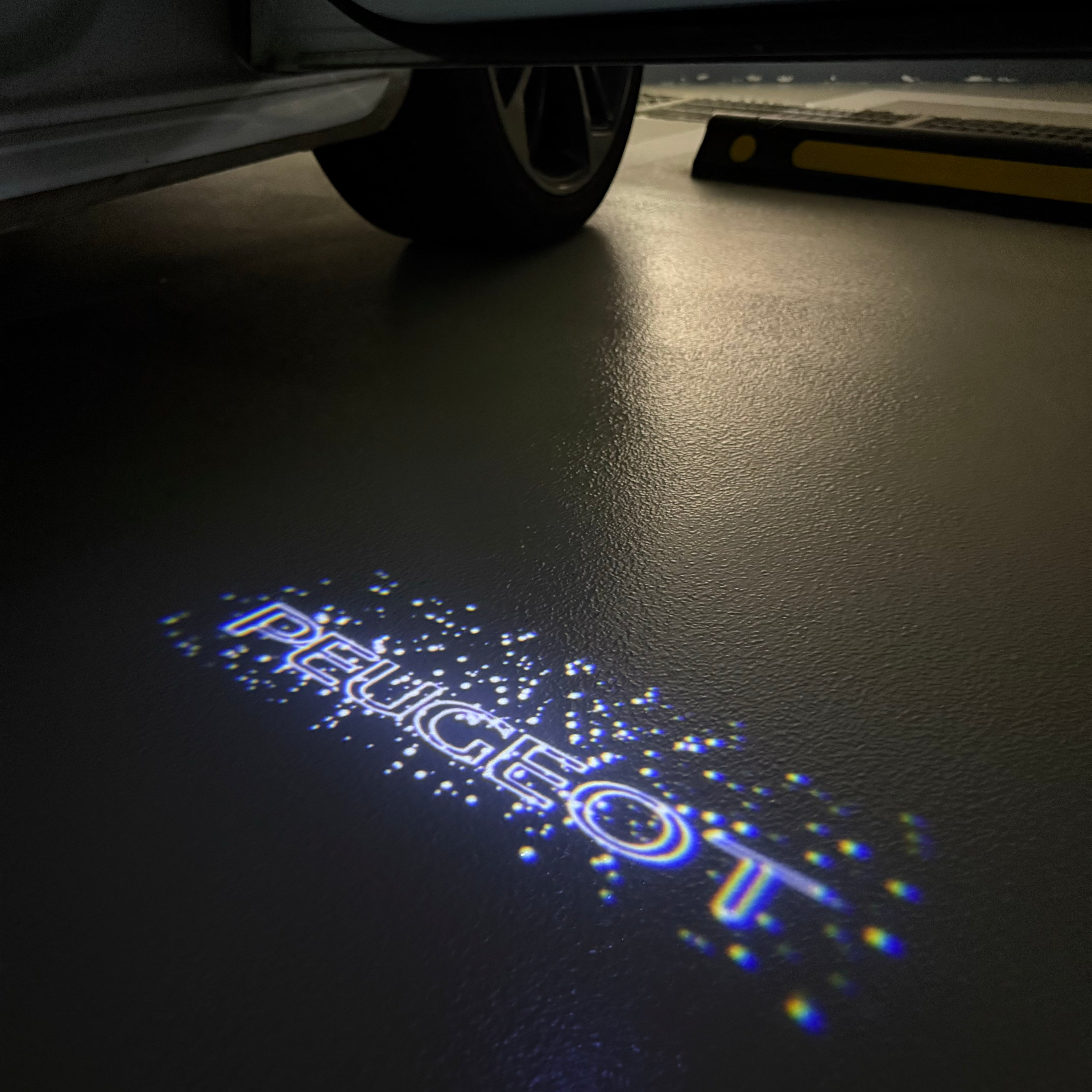 PEUGEOT ORIGINAL  LOGO PROJECTOT LIGHTS (quantity 1 = 1 sets/2 door lights) Nr.6024q72