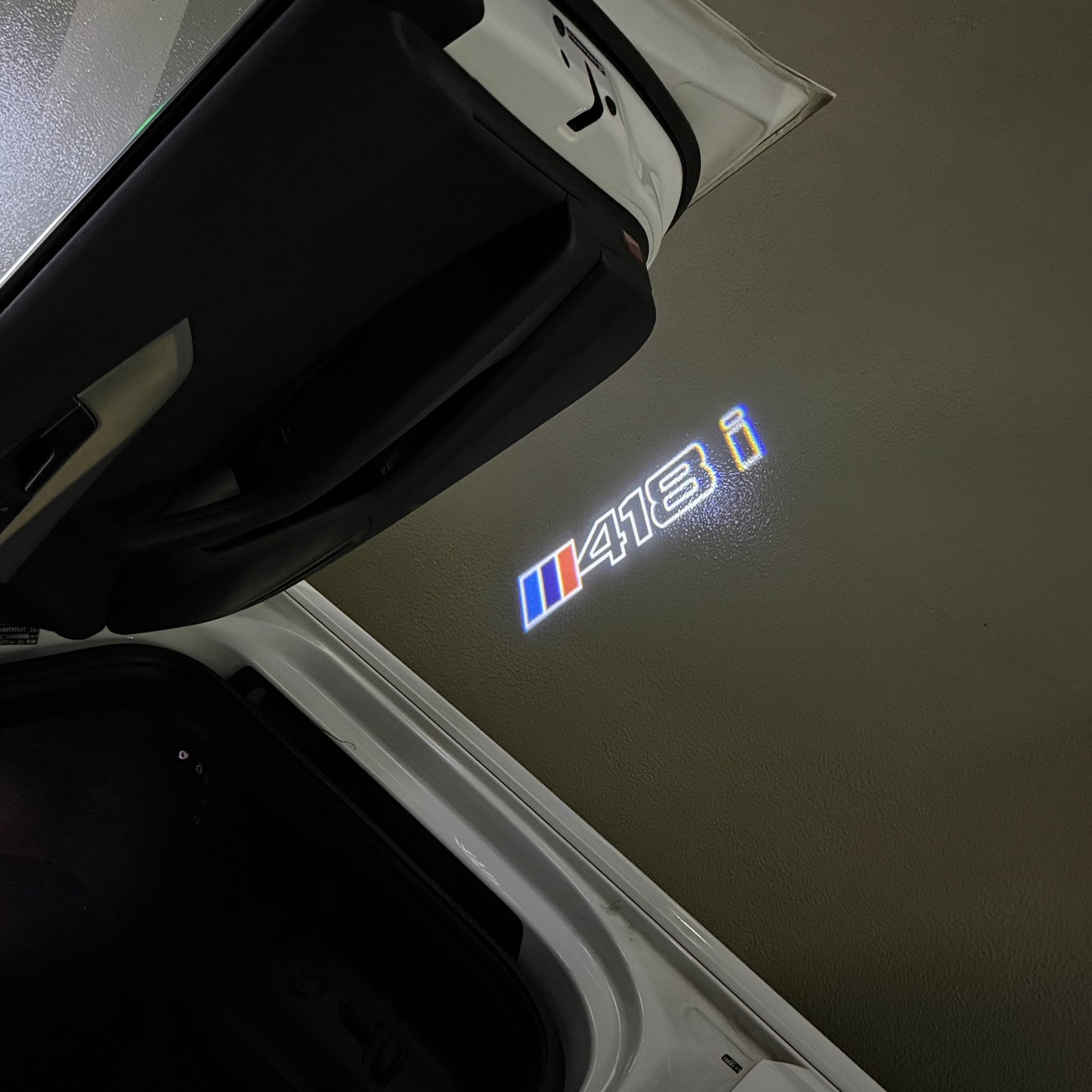 BMW  4 SERIES 418 i  LOGO PROJECTOT LIGHTS (quantity 1 = 1 sets/2 door lights) Nr.6024t39