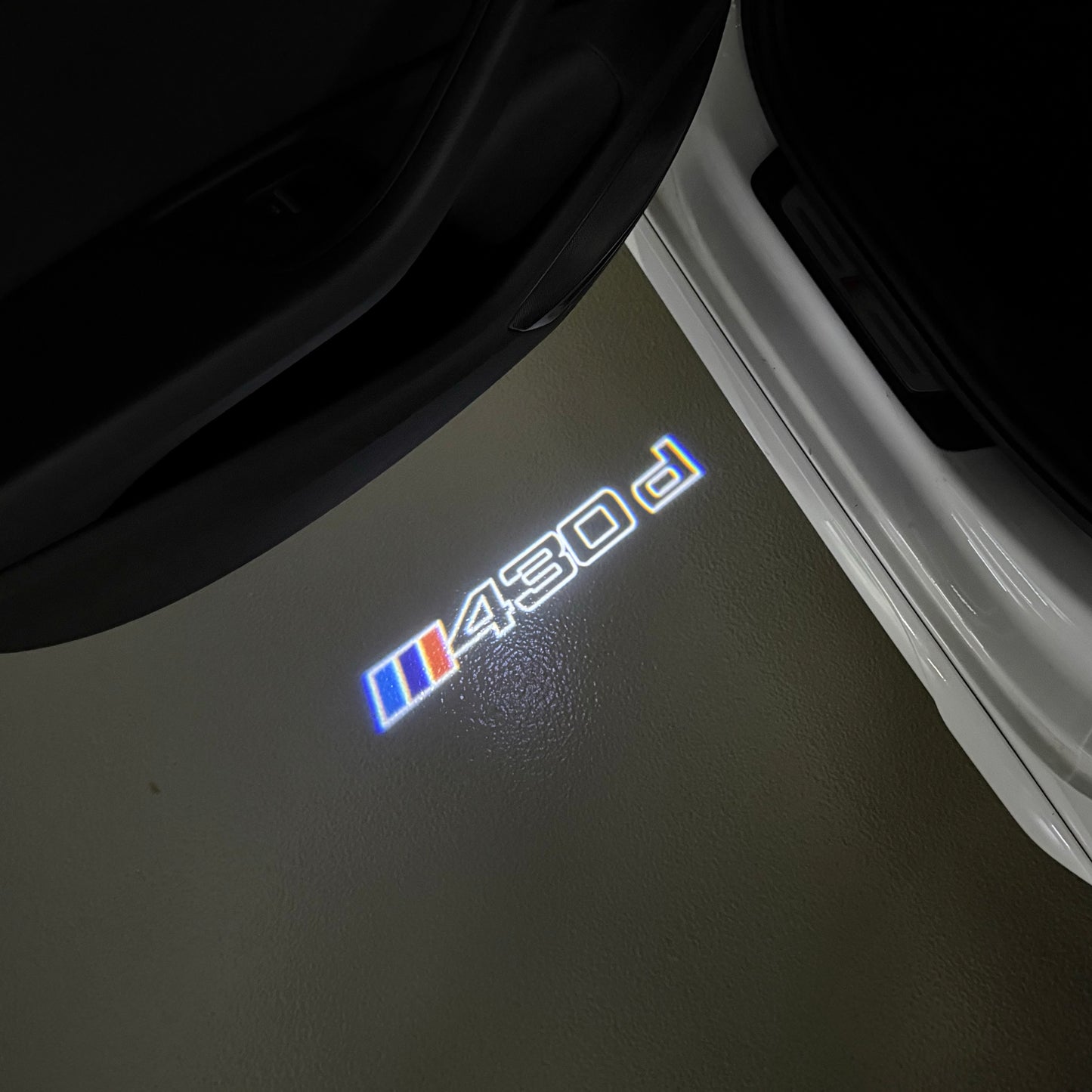 BMW 4  SERIES 430 d  LOGO PROJECTOT LIGHTS (quantity 1 = 1 sets/2 door lights) Nr.6024q45