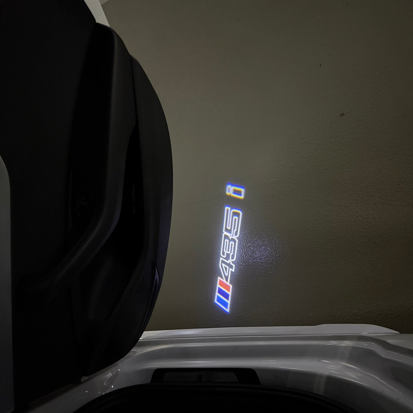BMW 4  SERIES 435 i  LOGO PROJECTOT LIGHTS (quantity 1 = 1 sets/2 door lights) Nr.6024t35