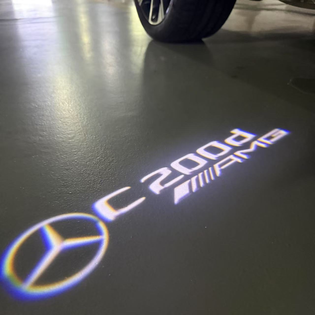 MERCEDES BENZ  C 200d AMG LOGO PROJECTOT LIGHTS  (quantity 1 = 1 sets/2 door lights)Nr.03f023