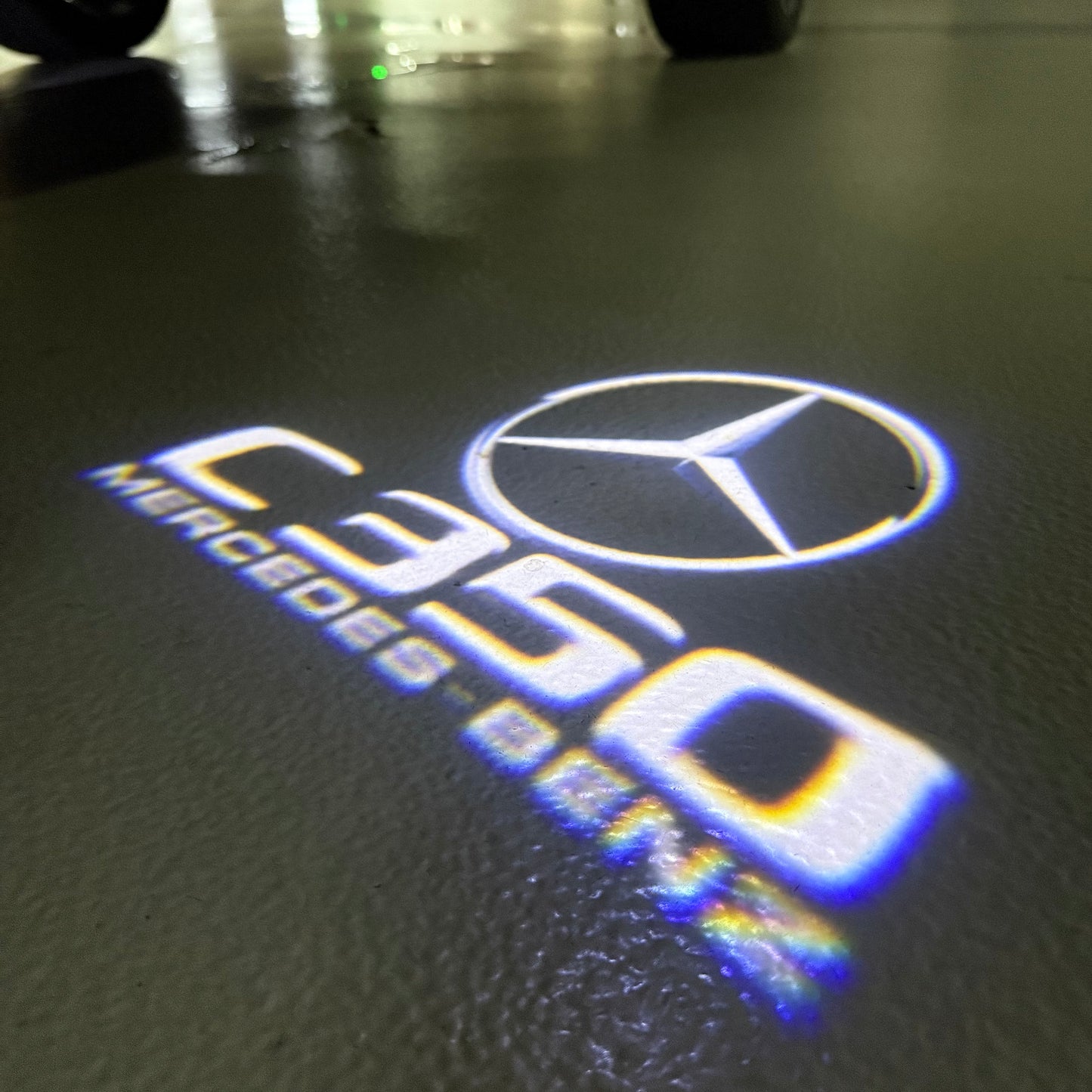 MERCEDES BENZ  C 350 LOGO PROJECTOT LIGHTS  (quantity 1 = 1 sets/2 door lights)Nr.03f040