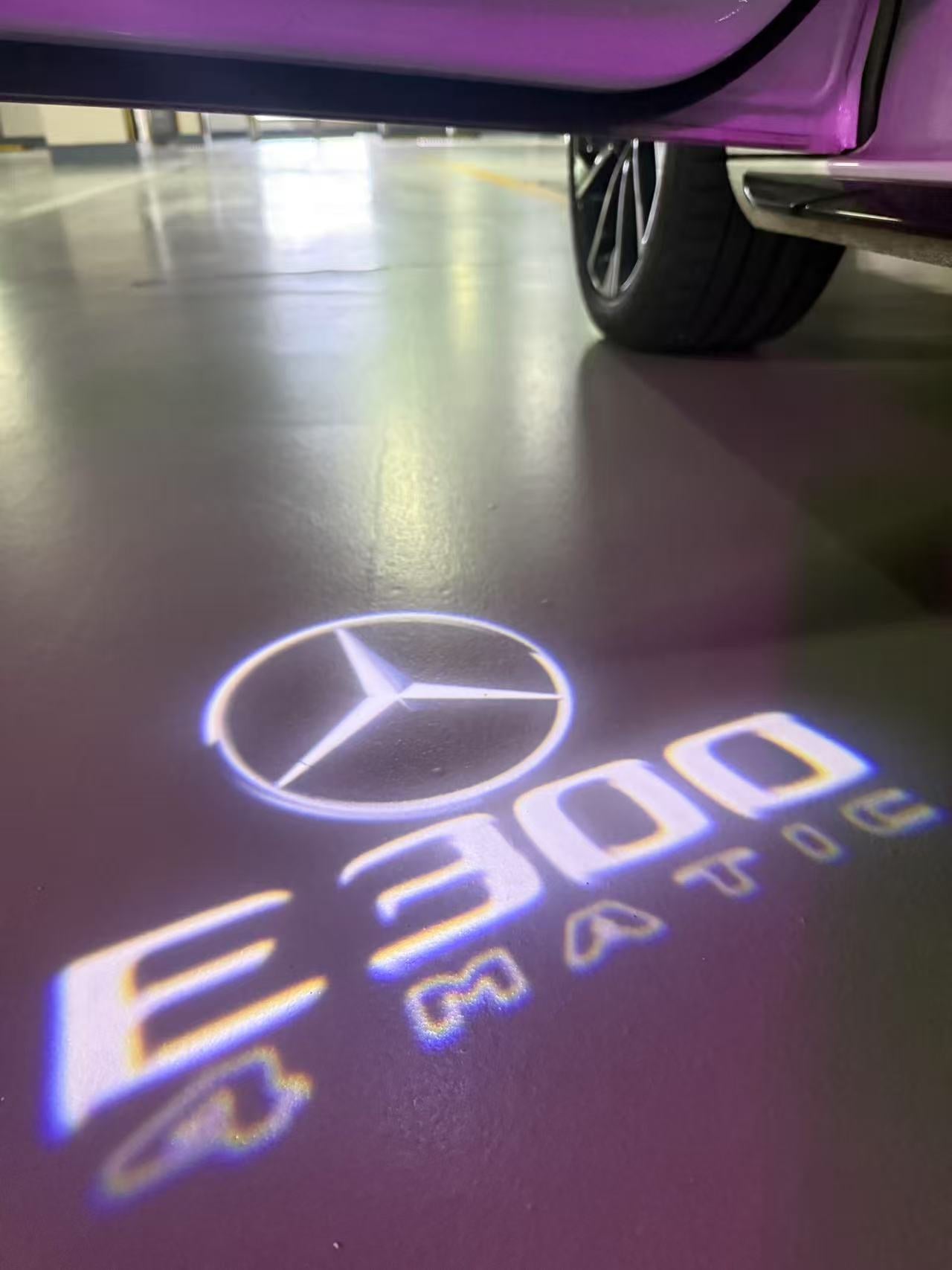 MERCEDES BENZ E 300 LOGO PROJECTOT LIGHTS  (quantity 1 = 1 sets/2 door lights)Nr.03f030