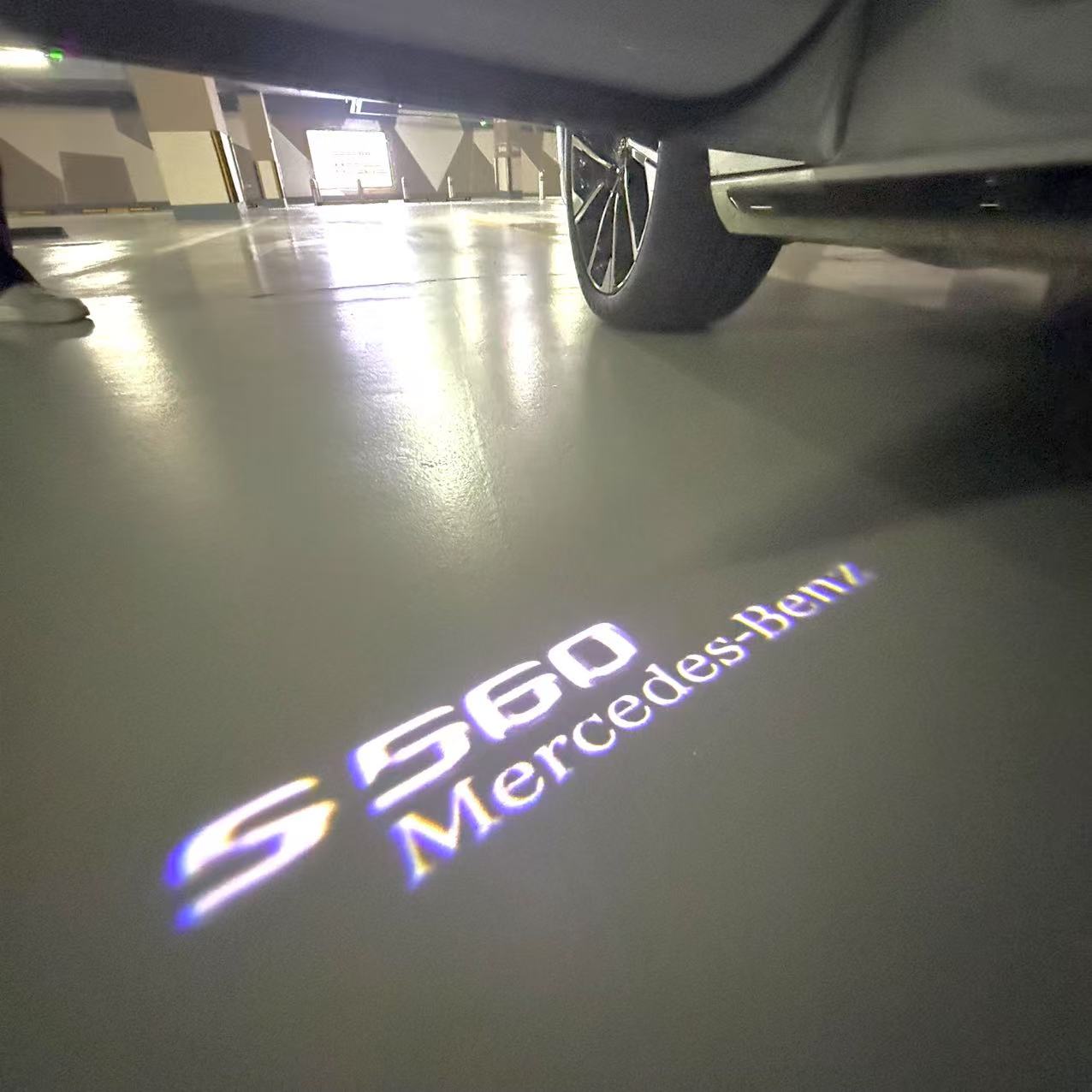 MERCEDES BENZ S 560 LOGO PROJECTOR LIGHTS  (quantity 1 = 1 sets/2 door lights)Nr.03f046