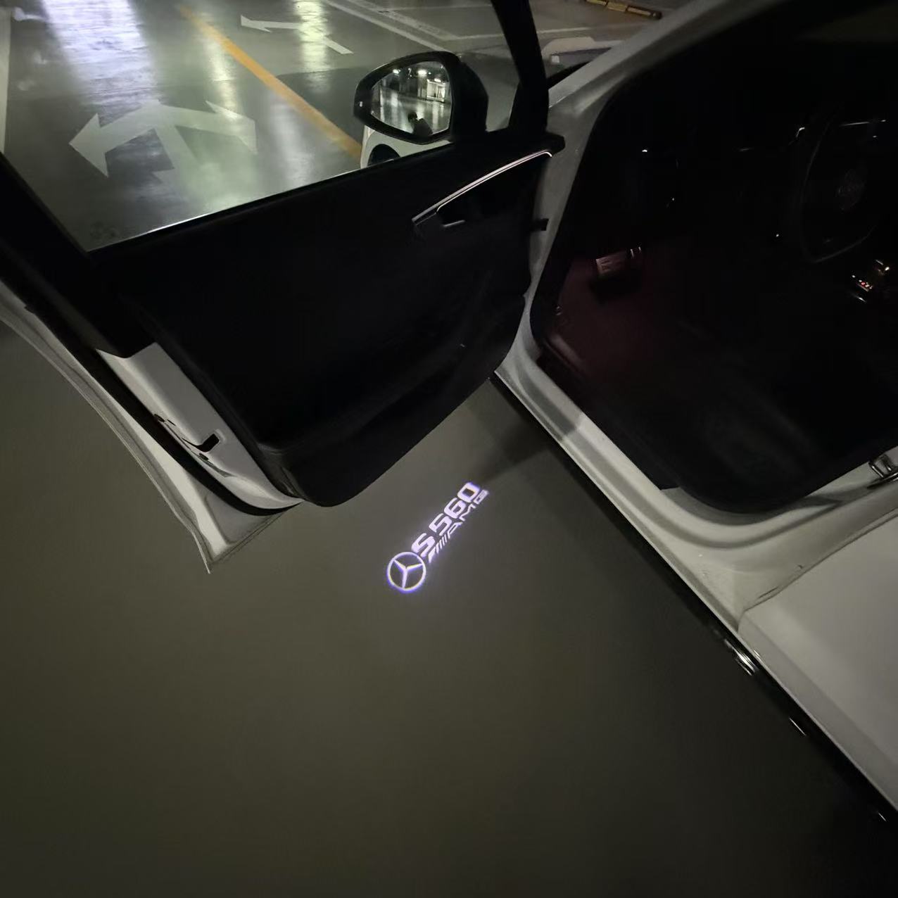 MERCEDES BENZ S 560 LOGO PROJECTOR LIGHTS  (quantity 1 = 1 sets/2 door lights)Nr.03f044