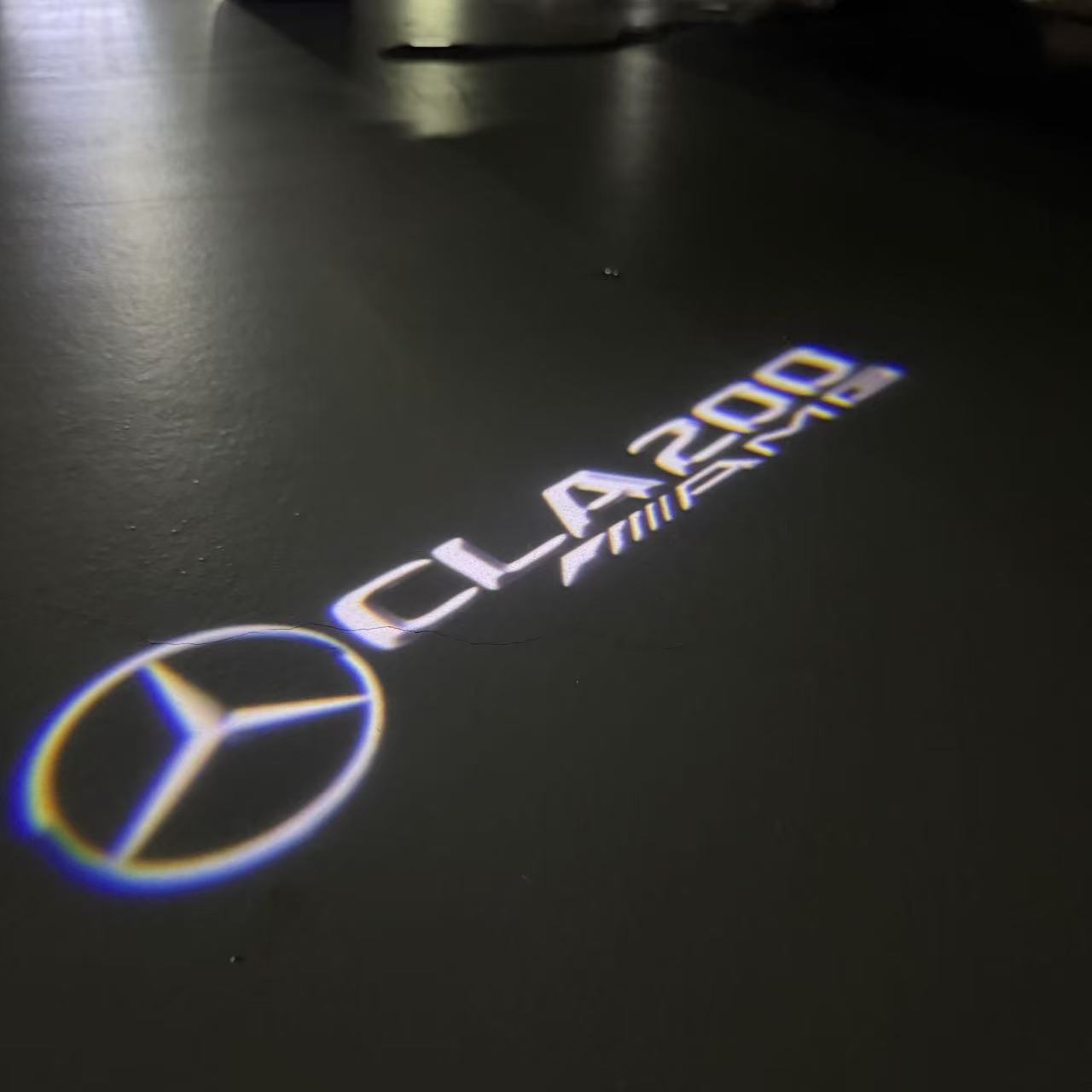 MERCEDES BENZ CLA 200  LOGO PROJECTOT LIGHTS  (quantity 1 = 1 sets/2 door lights)Nr.03f017