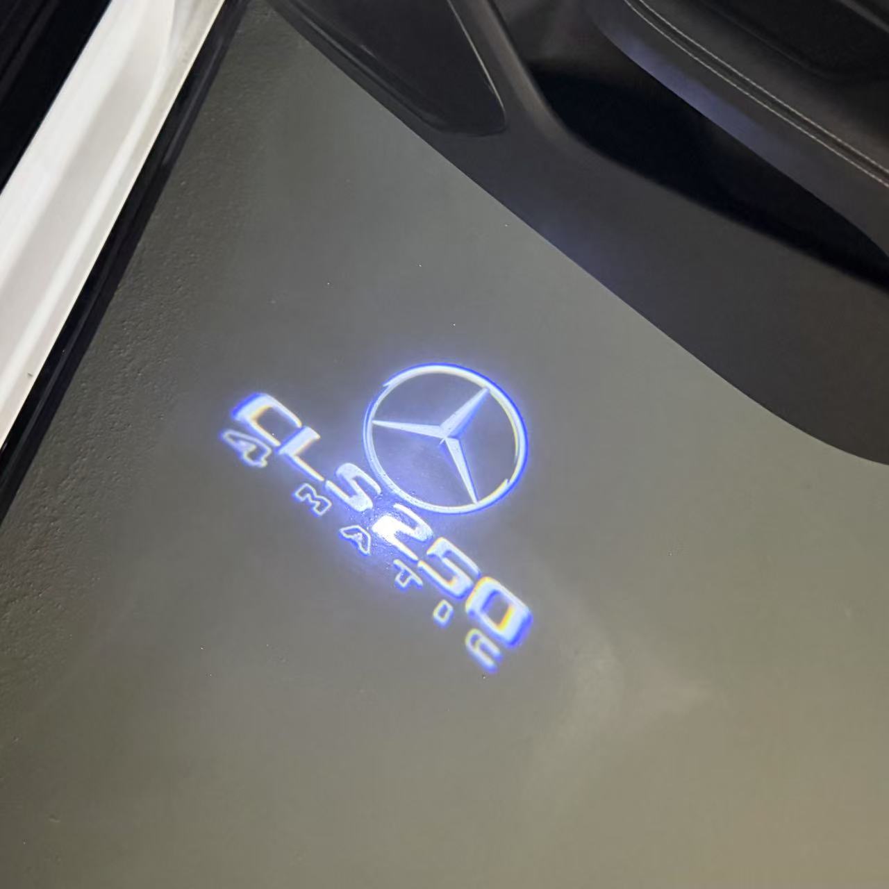 MERCEDES BENZ  CLS 250 LOGO PROJECTOT LIGHTS  (quantity 1 = 1 sets/2 door lights)Nr.03f021
