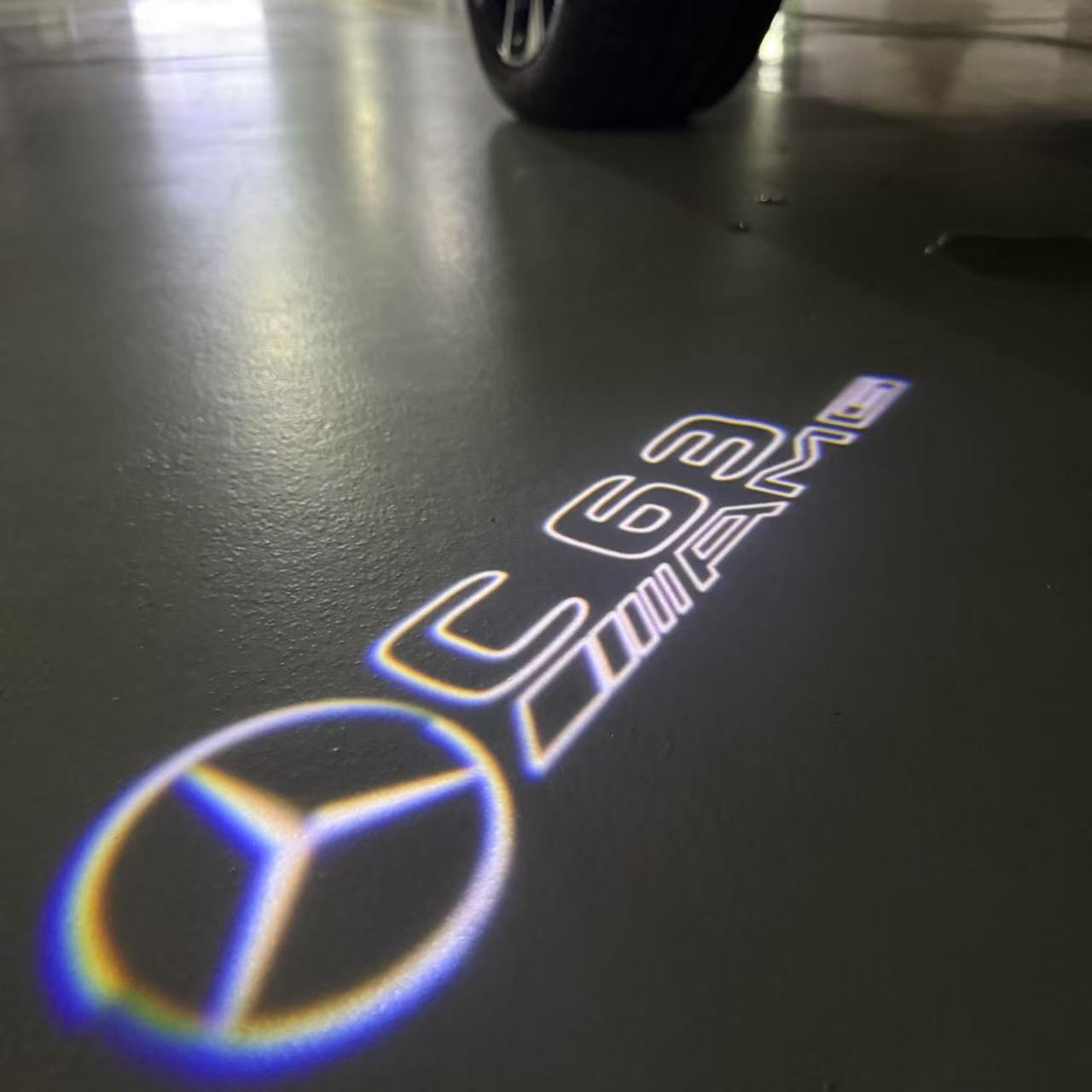 MERCEDES BENZ  C63 AMG LOGO PROJECTOT LIGHTS  (quantity 1 = 1 sets/2 door lights)Nr.03f015